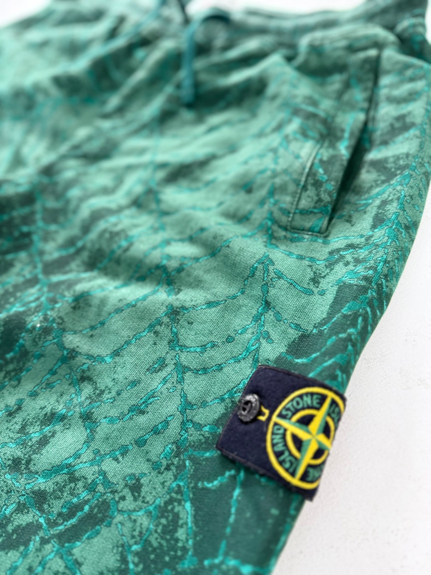AW23 Stone Island x Supreme Spiderweb sweatpants - Large