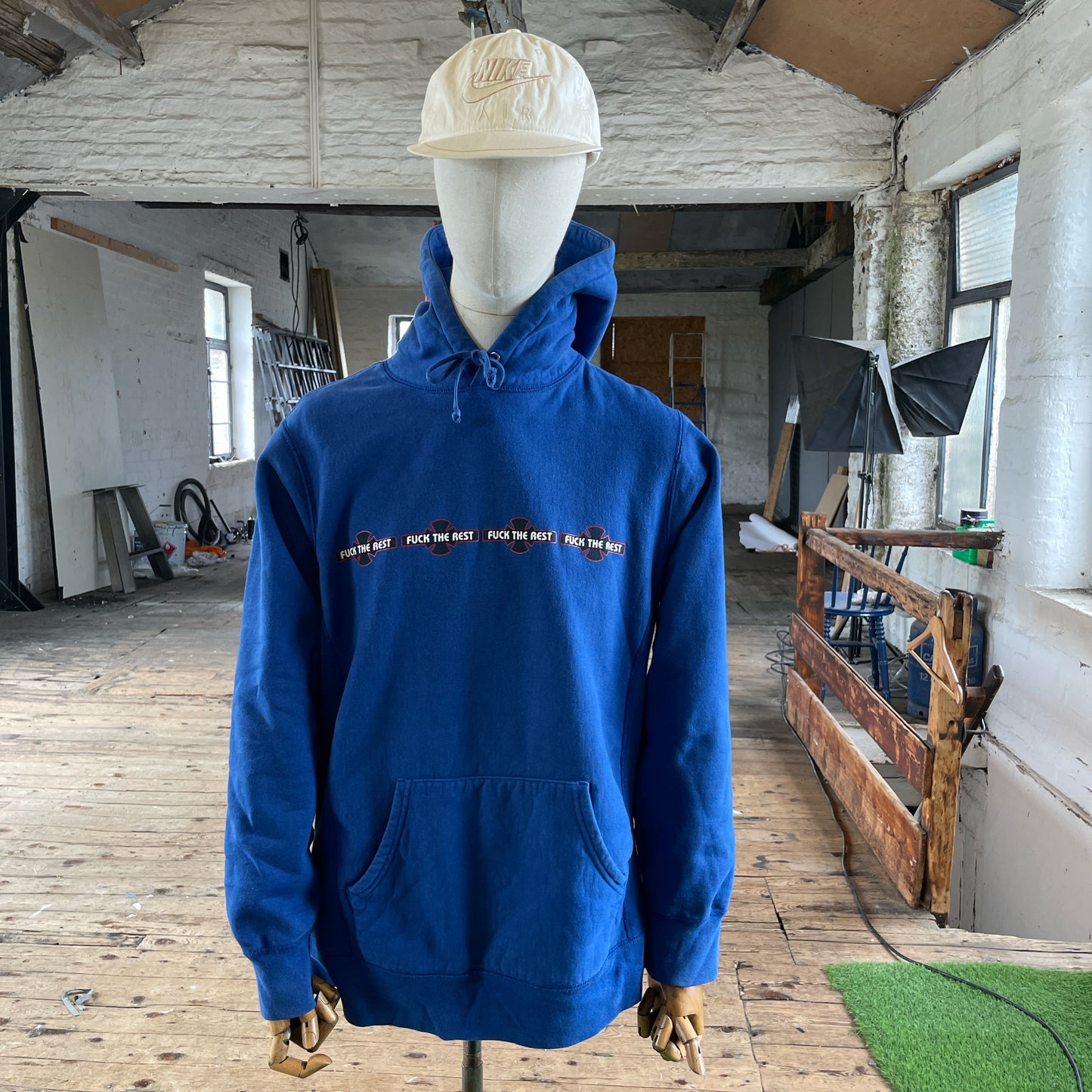 2015 Supreme x Independent Truck Co. ‘Fuck The Rest’ Hoodie (L)
