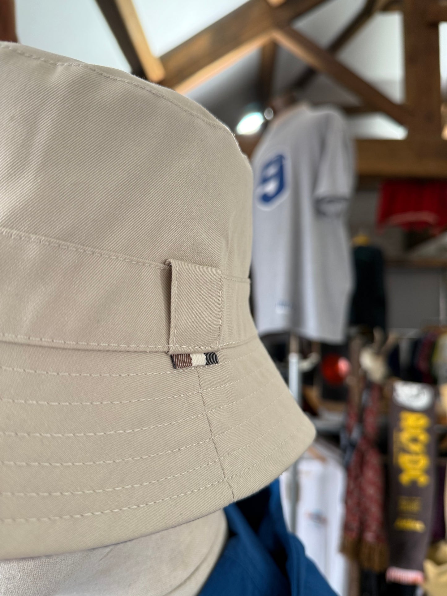 Aquascutum London house check reversible bucket hat
