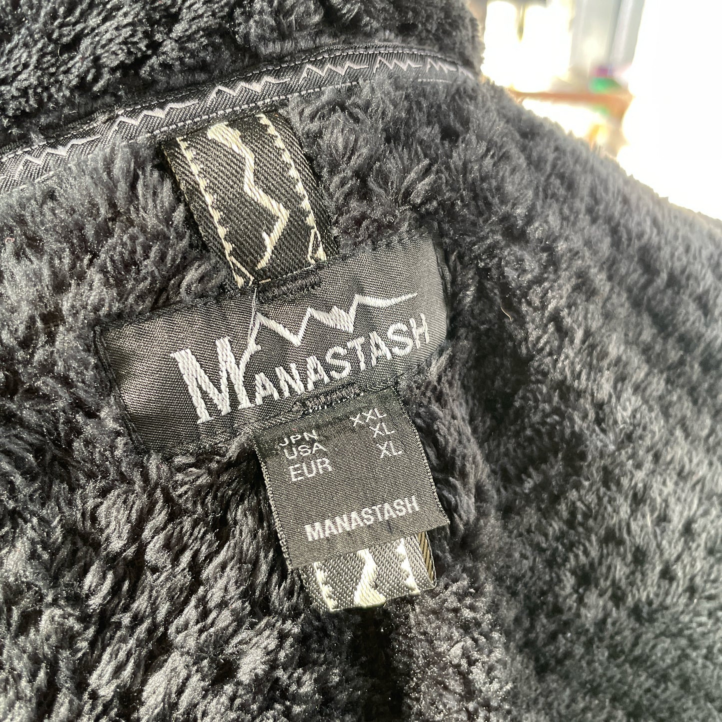 Manastash sherpa fleece vest XL