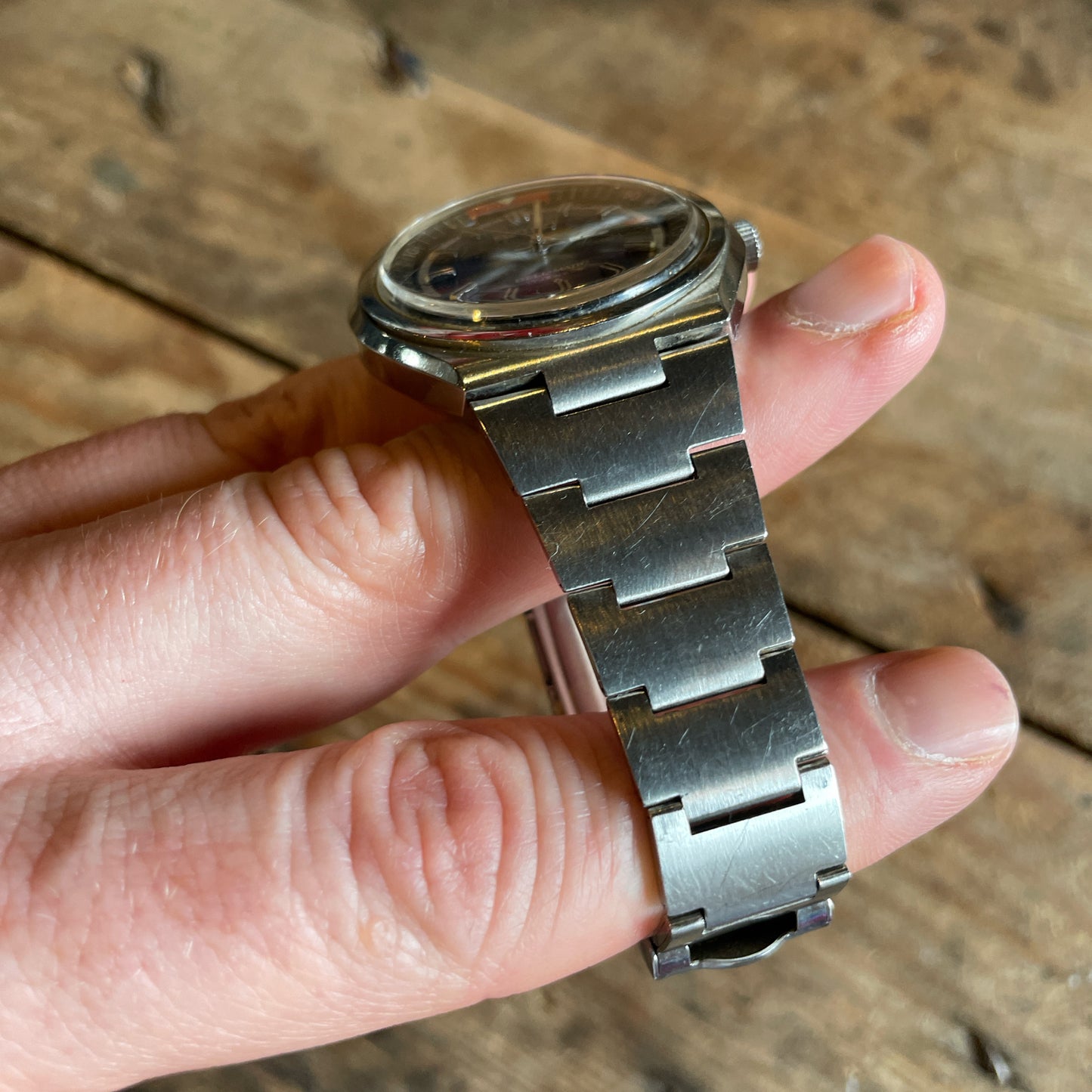 Vintage 1974 Seiko Bell-Matic stainless steel wrist watch