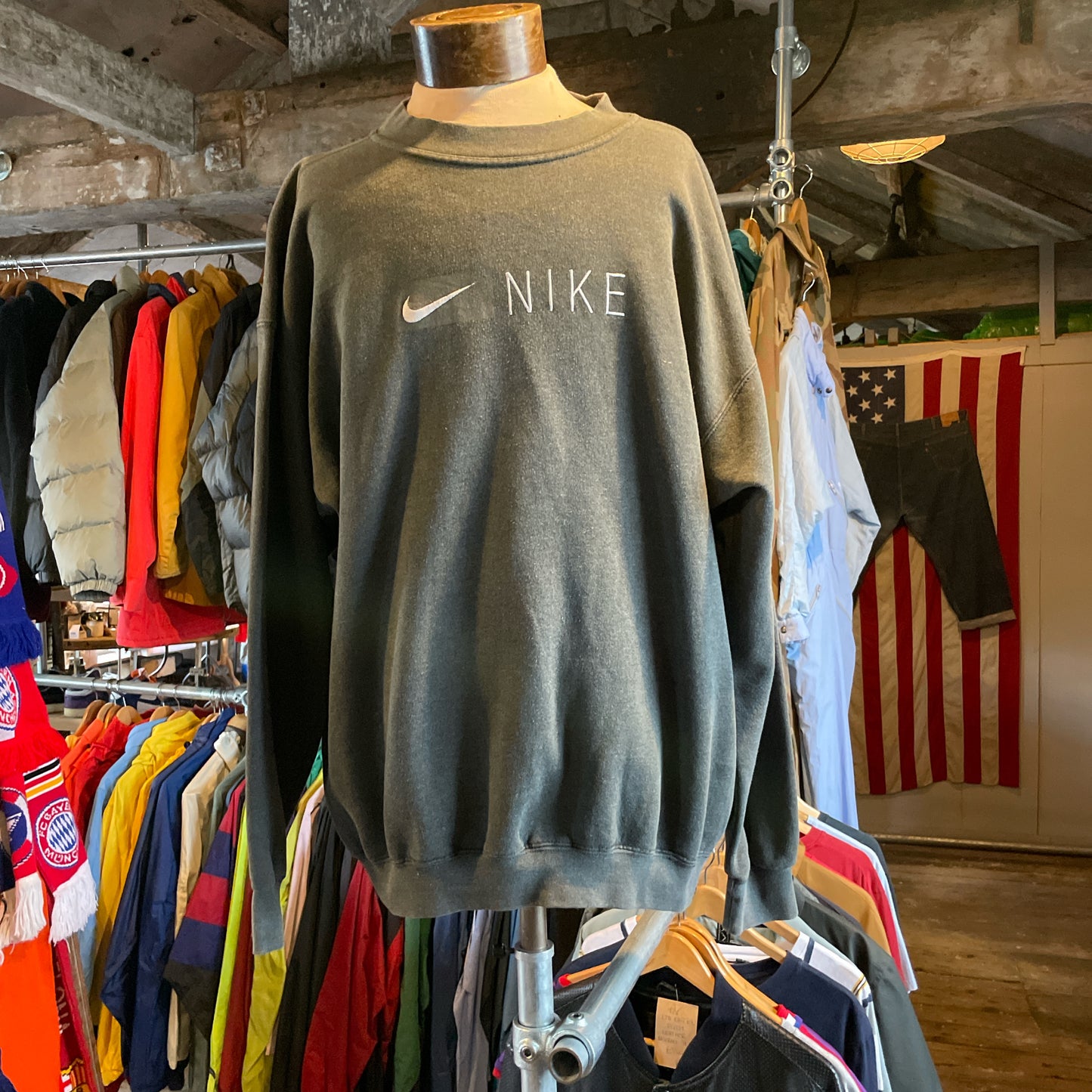 90s Nike sweatshirt Made in USA (XL)