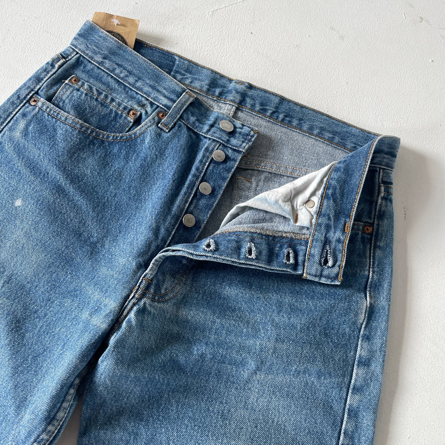 1980s Levi’s 501 stonewash jeans made in USA 32 x 34