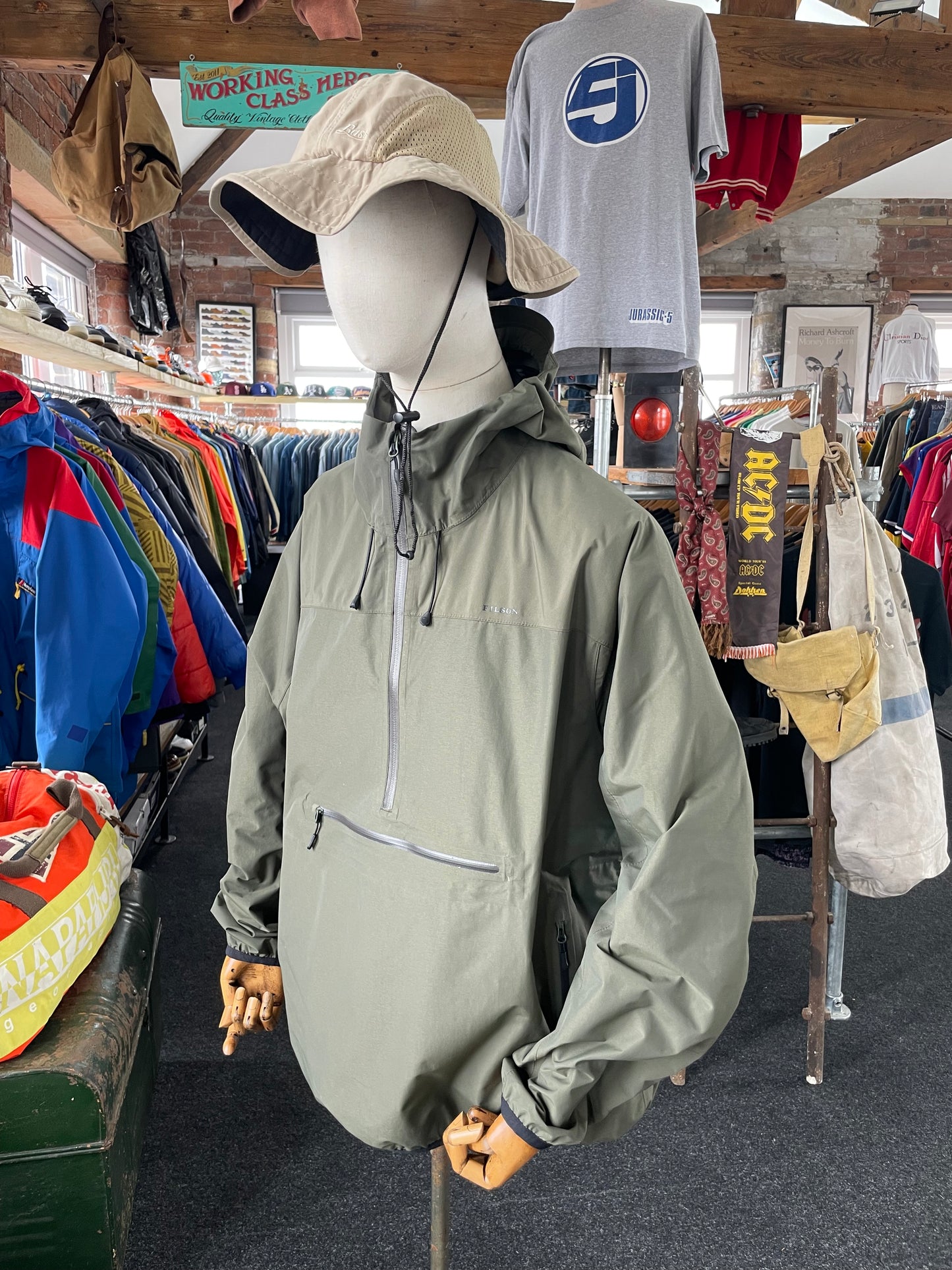 Filson Swiftwater Pullover rain jacket (XL)