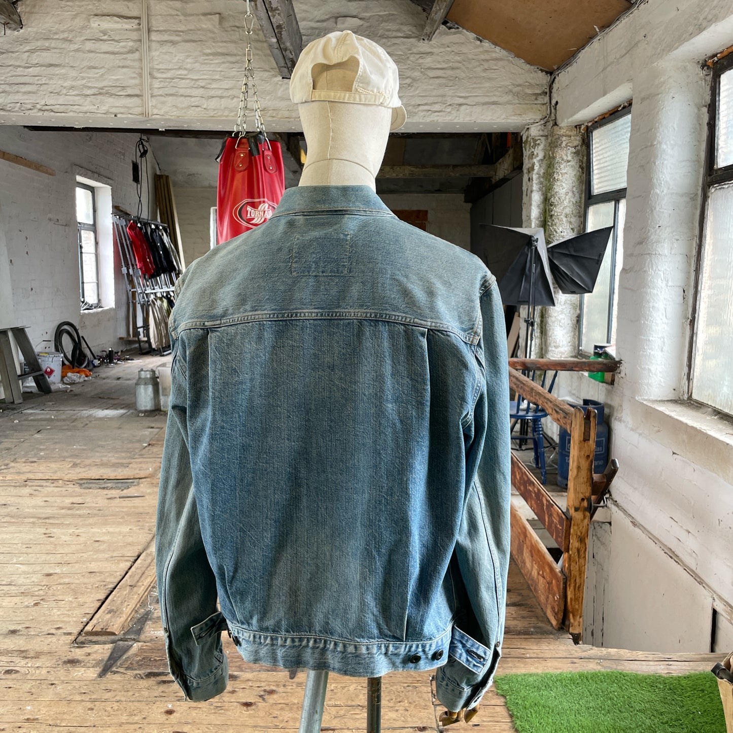 2010 Levi’s 75420 02 201 type 1 red tab denim jacket