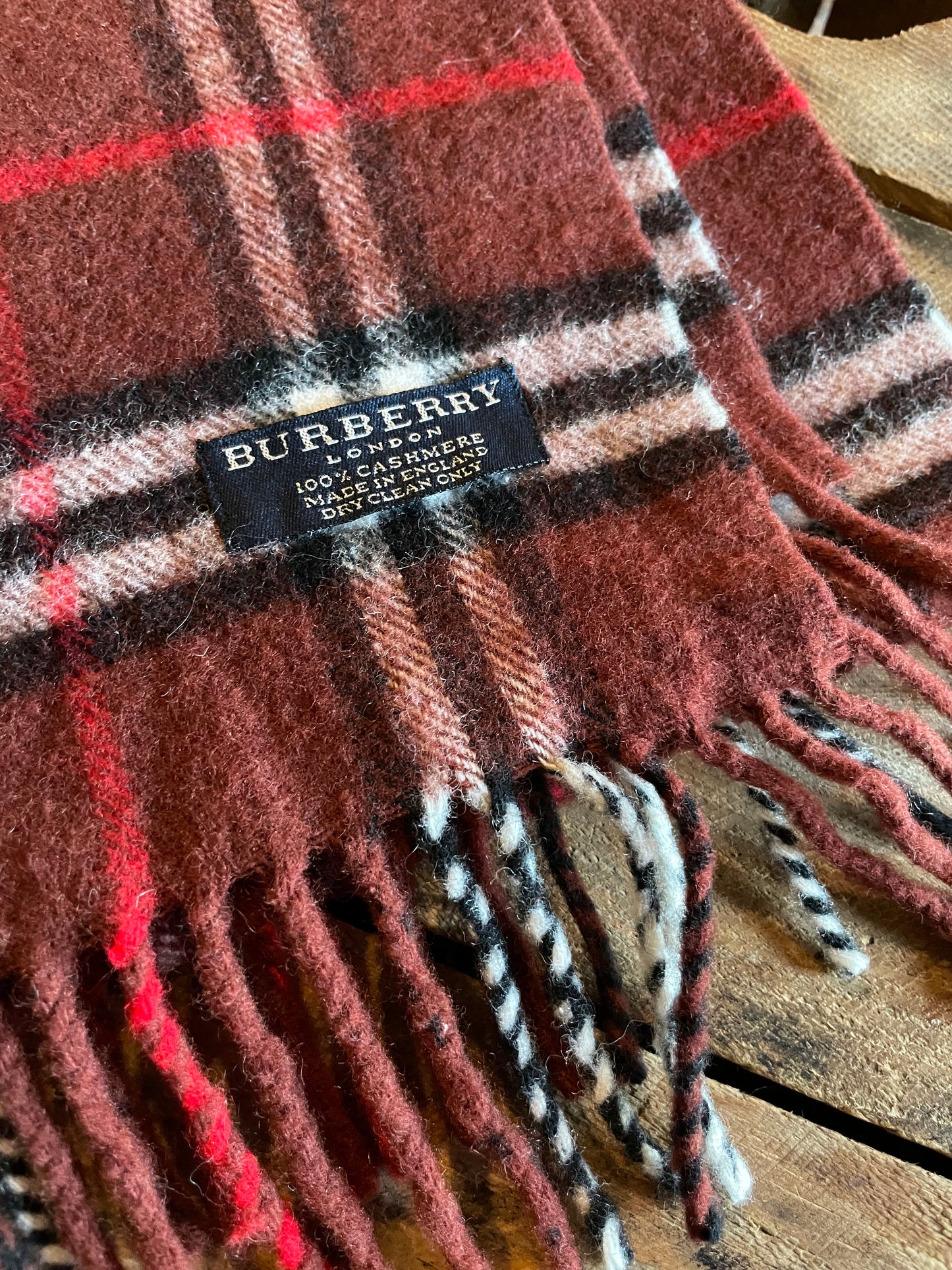00s Burberry London Cashmere nova check scarf