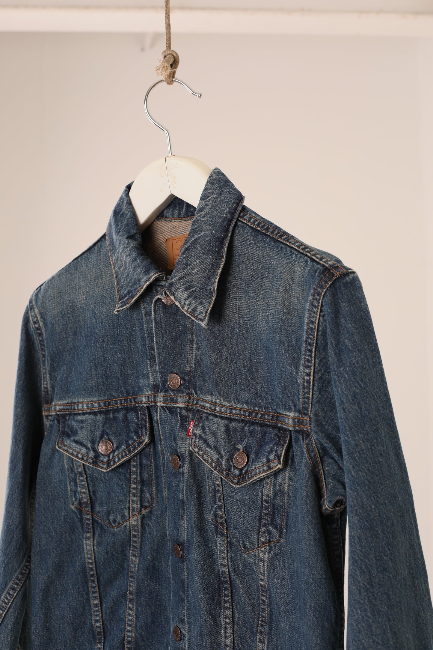 90s Levi's type 3 denim trucker jacket 36" Made in USA
