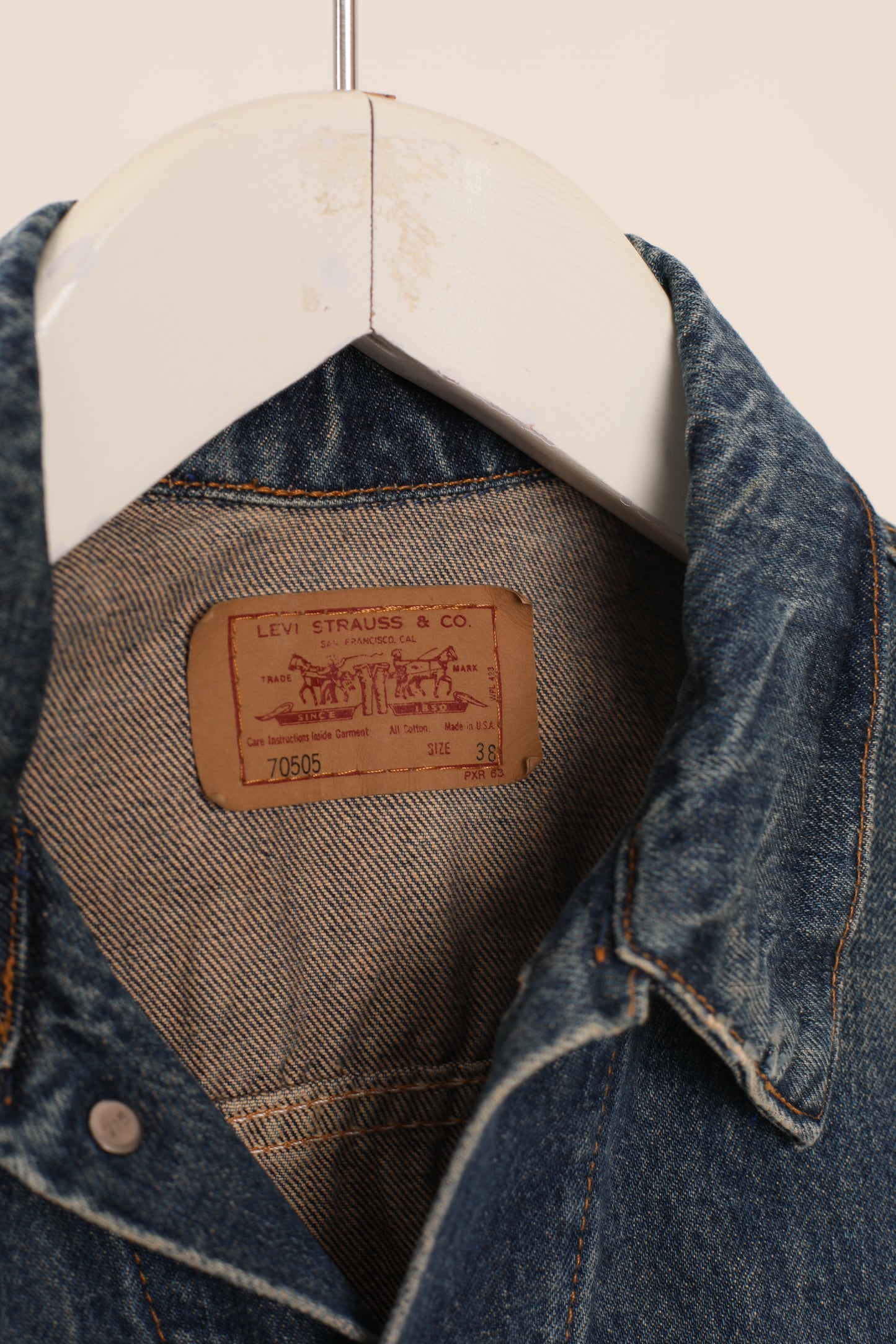 90s Levi's type 3 denim trucker jacket 36" Made in USA
