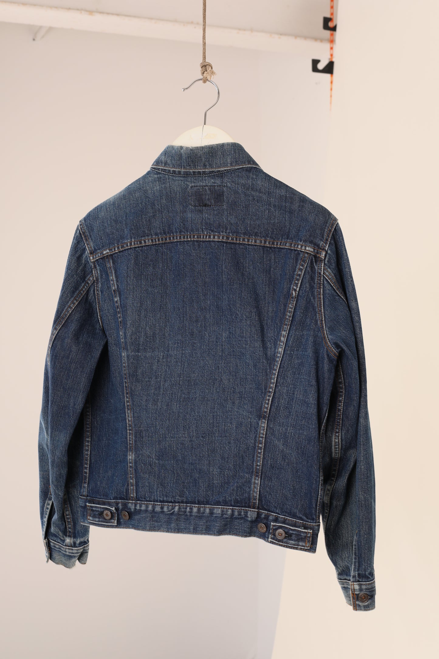 Early 80s Levi's type 3 denim trucker jacket - size 42"