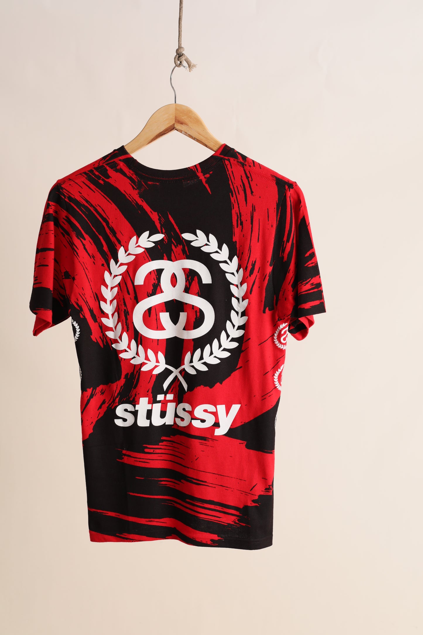 Deadstock Stussy painted black / red T-shirt (S)