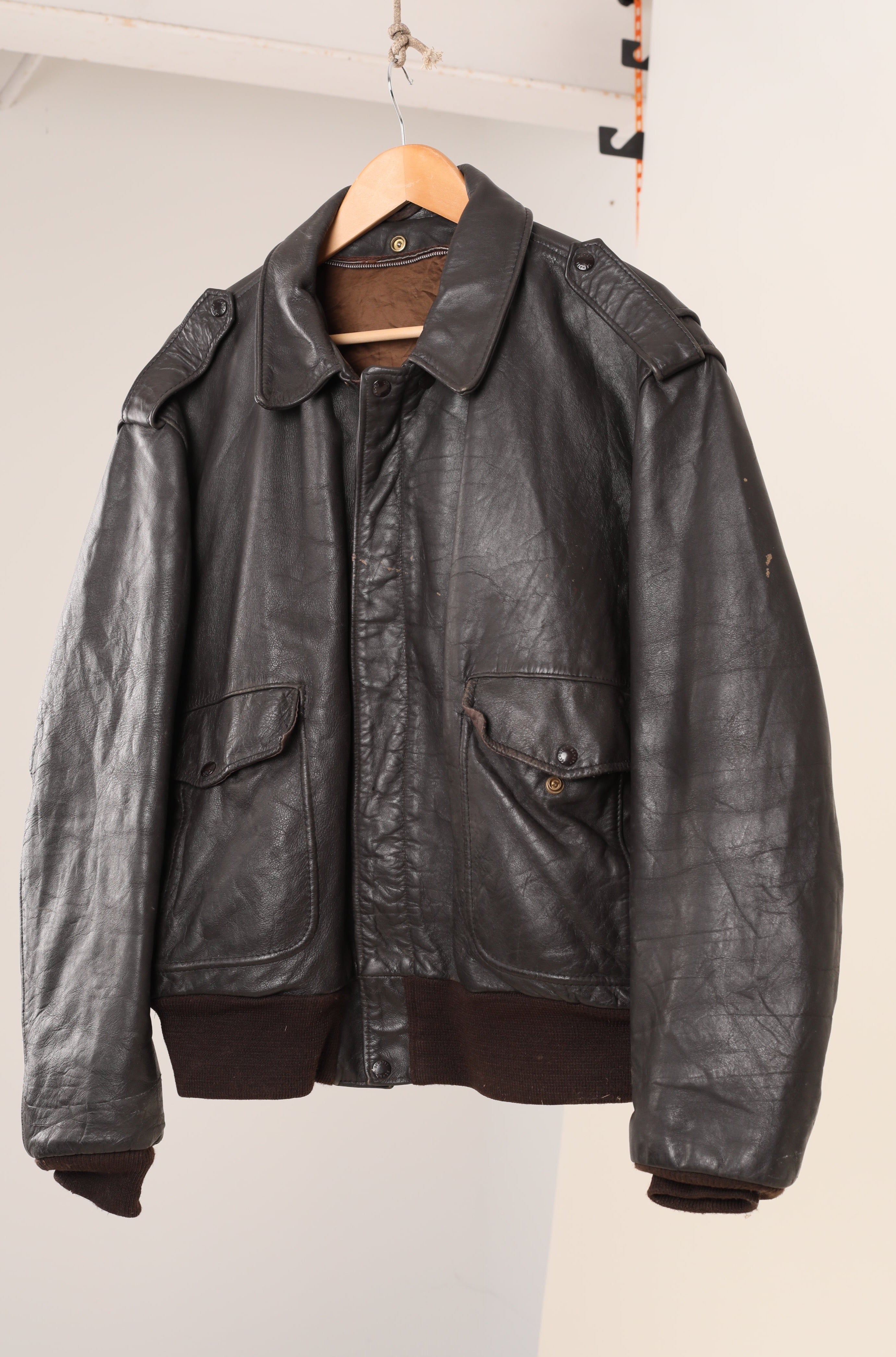 ジャケット・アウター 80s schott A-2 real leather bomber jkt A-2 Flight Jacket
