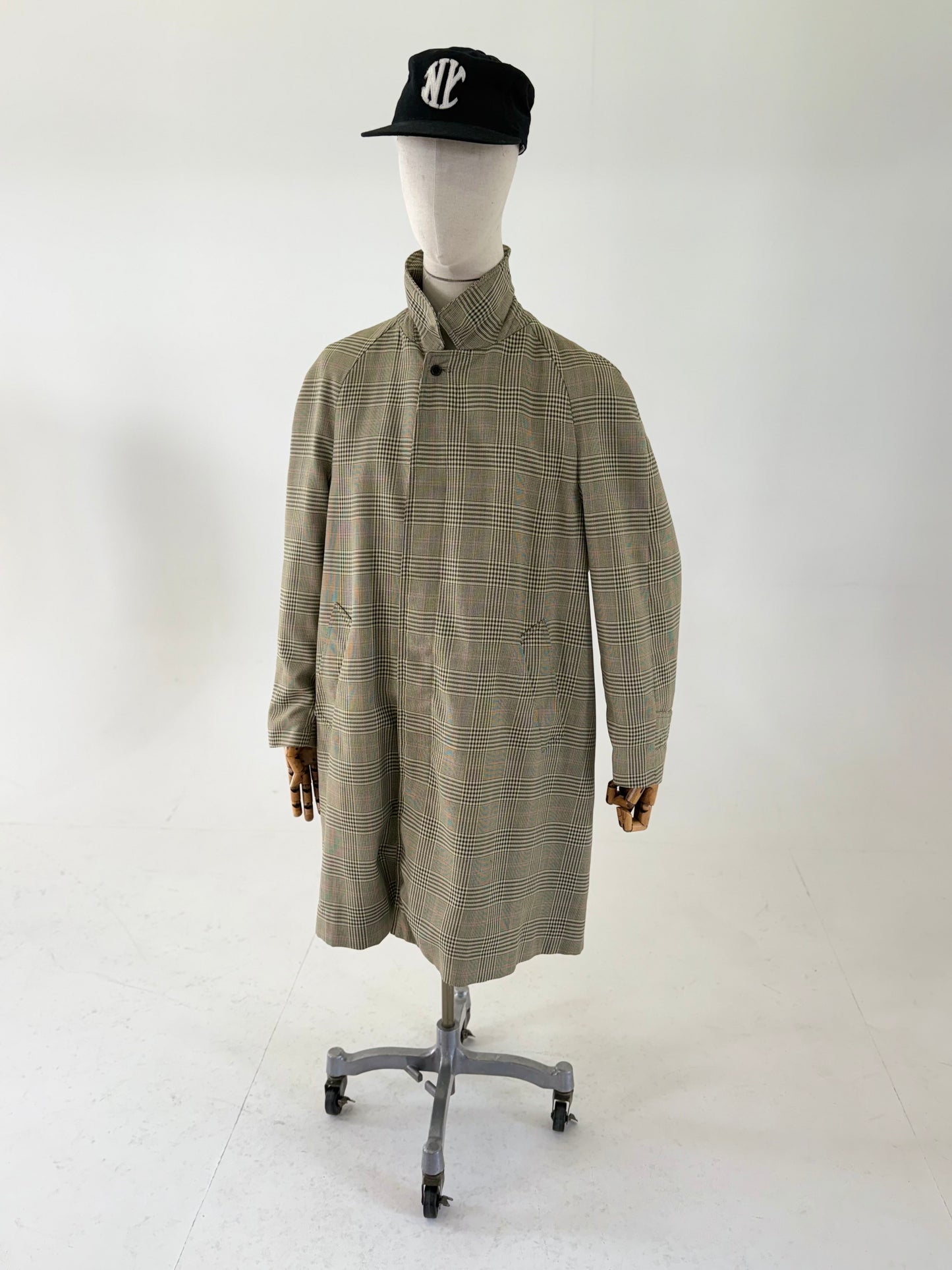 70s Aquascutum checked trench coat - 40”