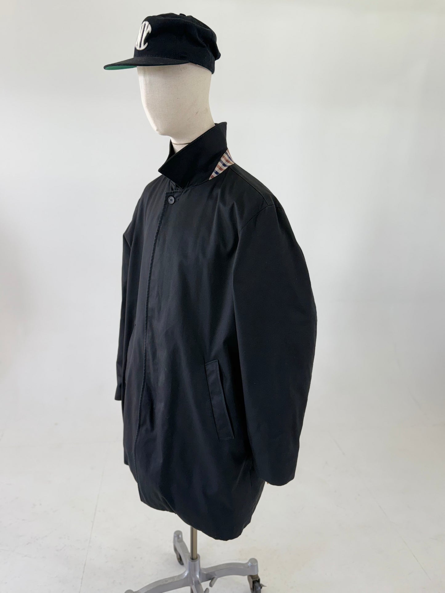 Aquascutum Trench coat- 46”