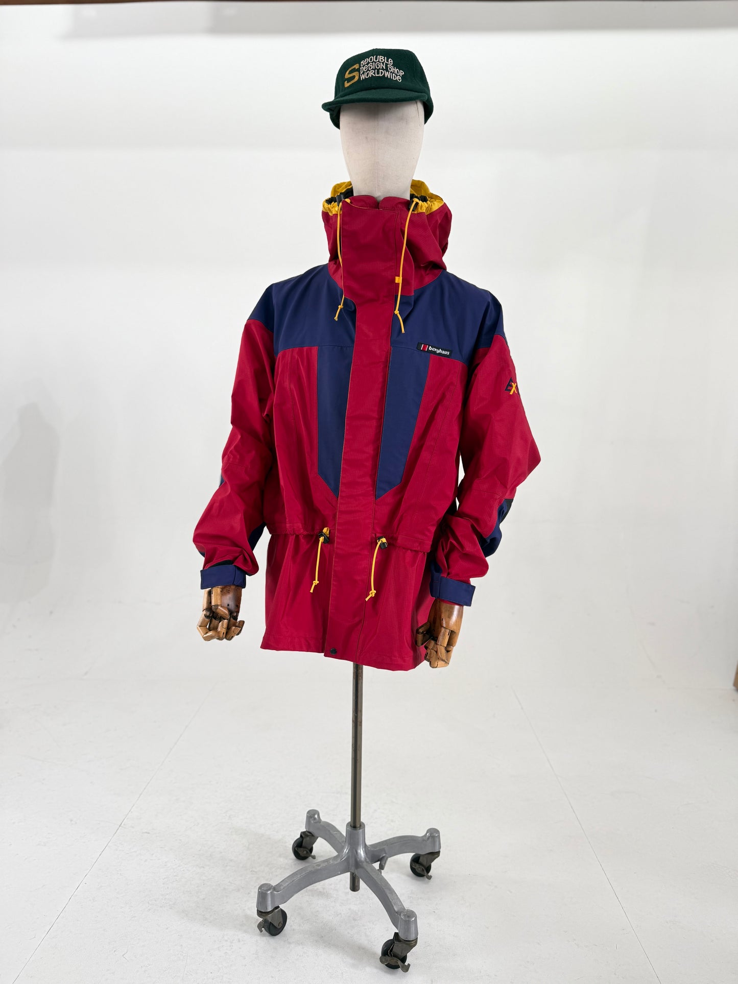 Vintage 1998 Berghaus Trango Extrem (XL)