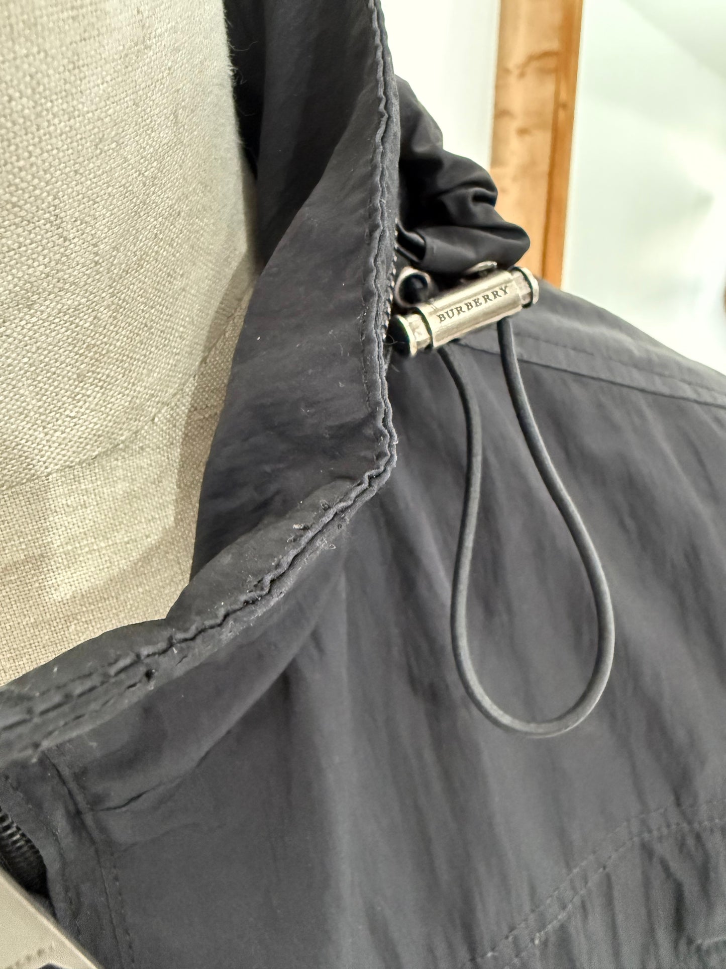Burberry navy windbreaker jacket (L)