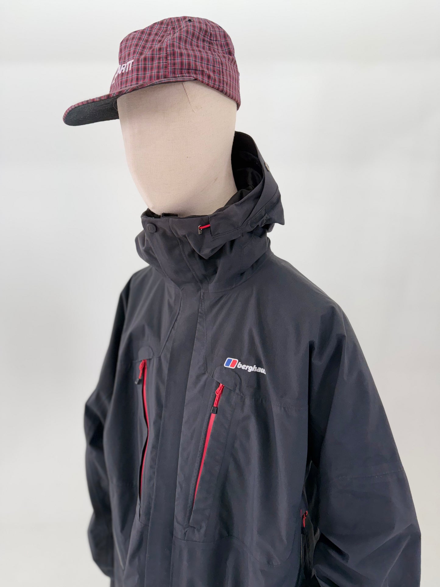 2013 Berghaus Mera Peak dual layer goretex mountain parka XXL