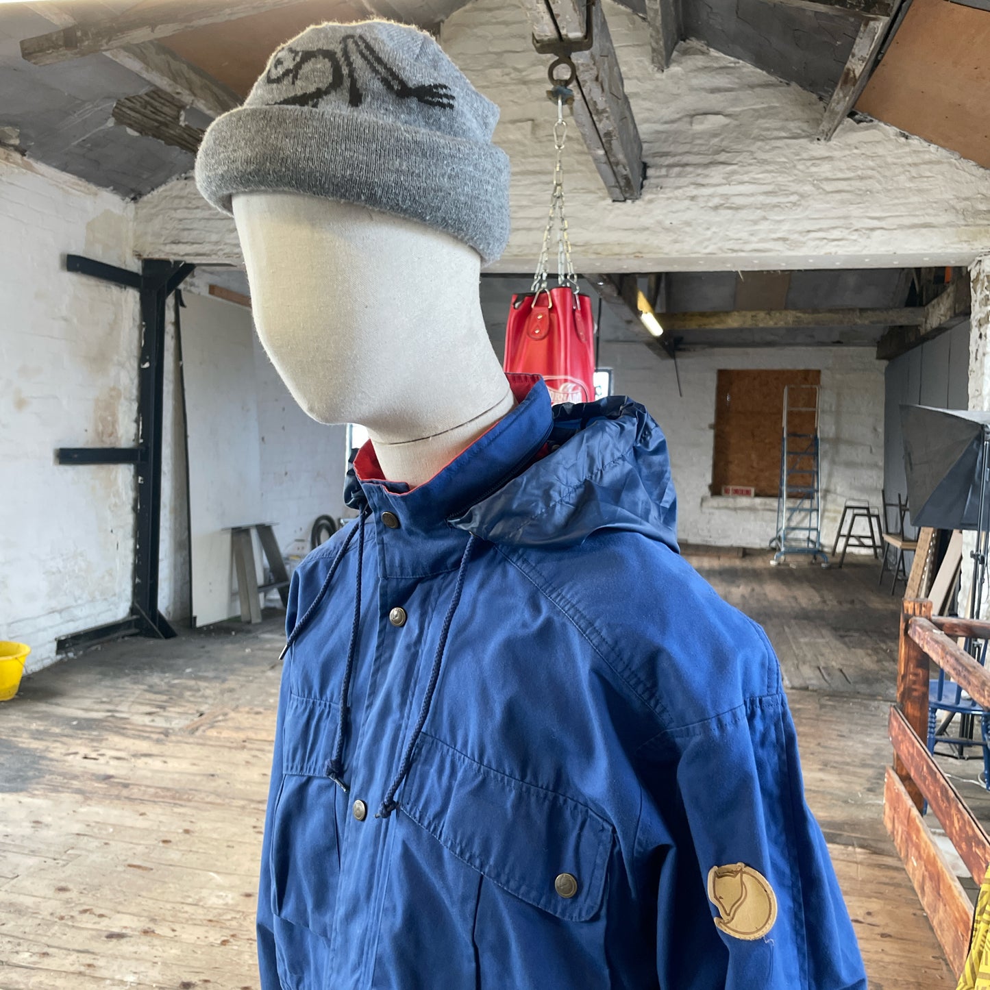 1980s Fjallraven Telemark field jacket (38)