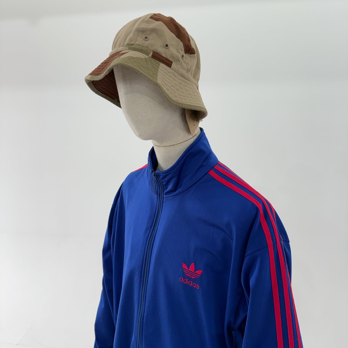 90s Adidas track jacket (L)