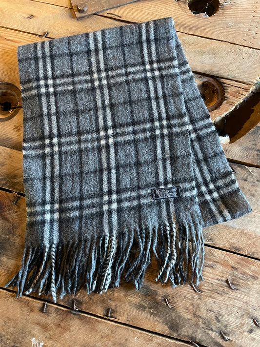 80s Burberrys of London Cashmere nova check scarf