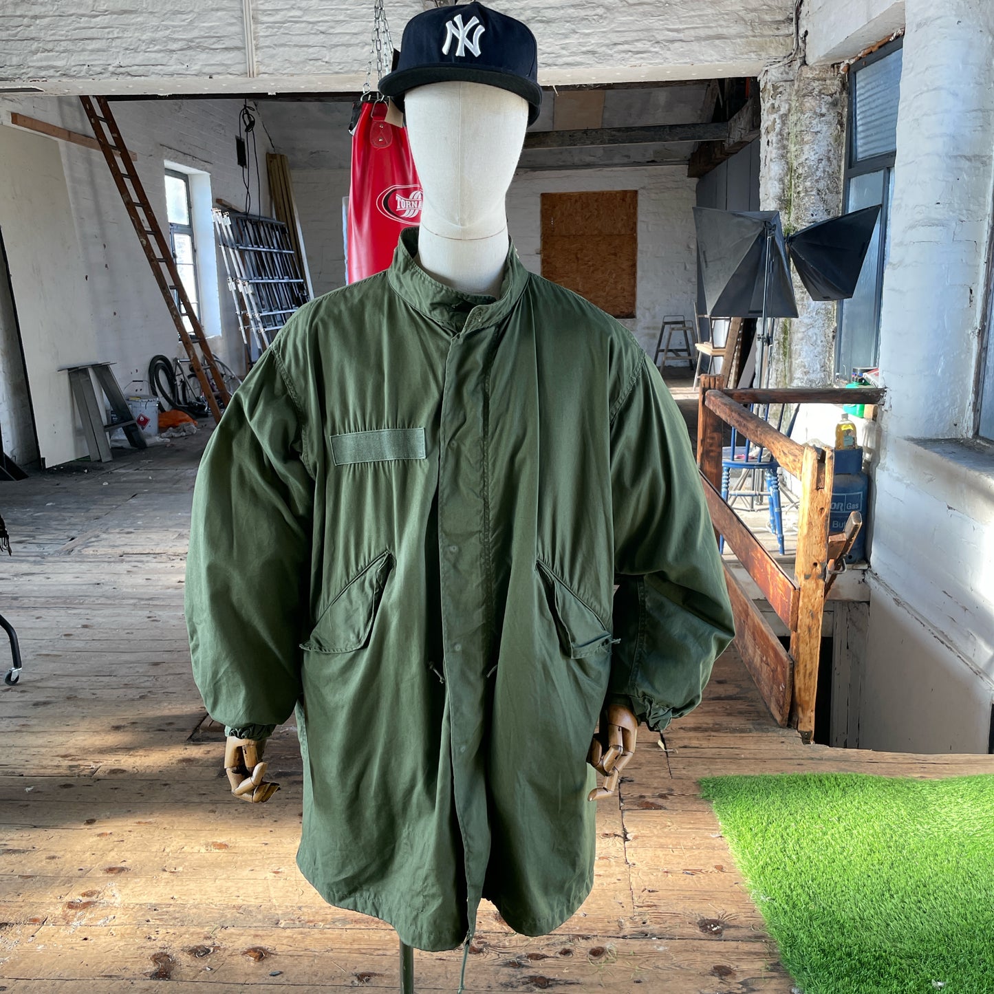 1960s US Army M65 Extrem Cold Weather Fishtail Parka (M)