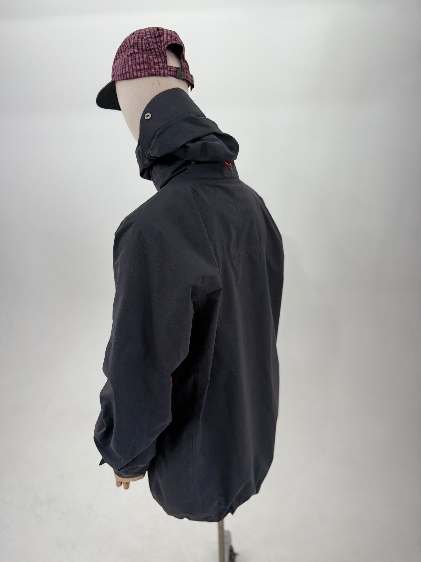 2013 Berghaus Mera Peak dual layer goretex mountain parka XXL