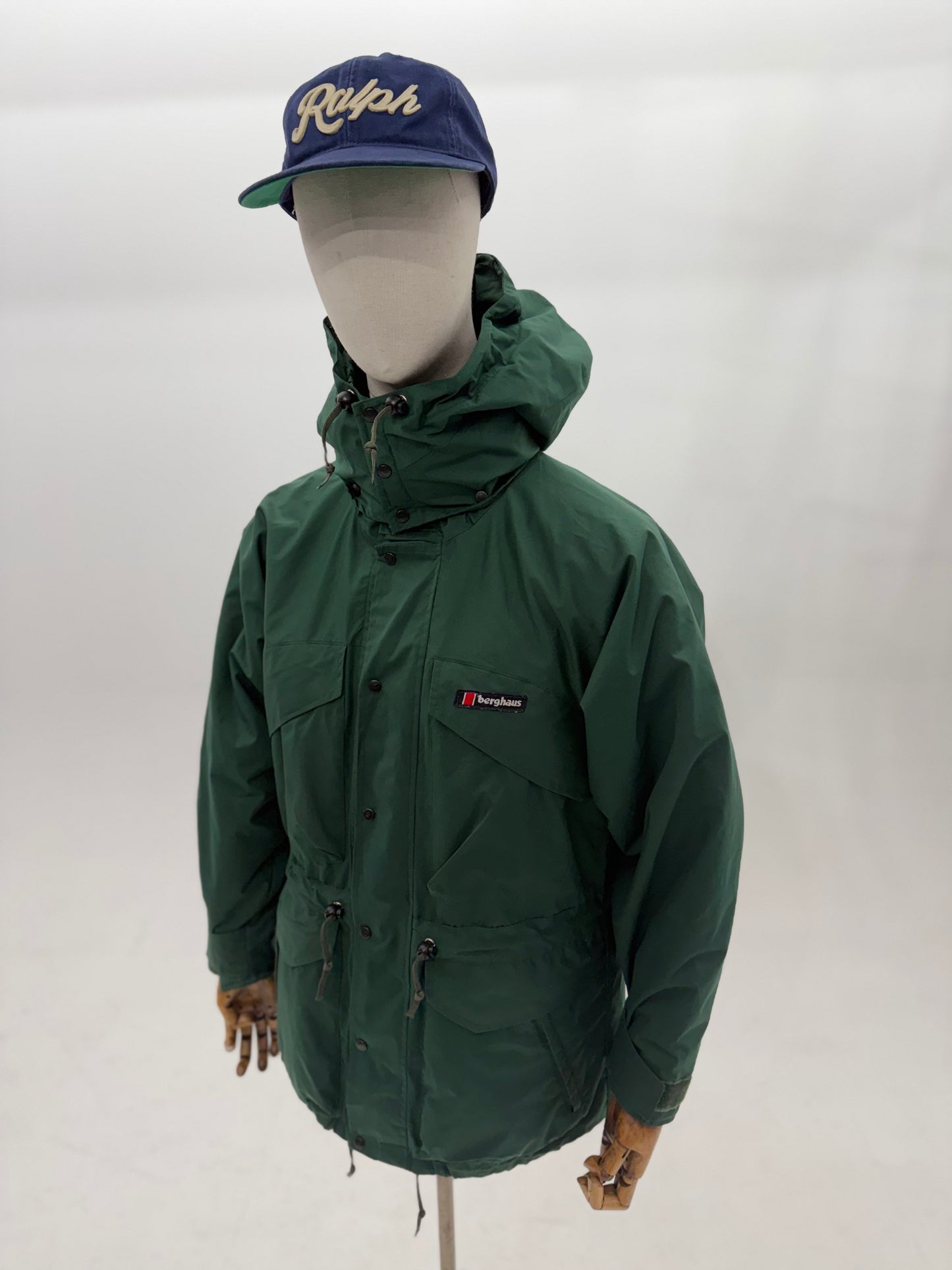 90s Berghaus Blizzard Dacron White Heat Parka (Small)