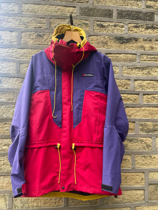 1997 Berghaus Manaslu Extrem Goretex  (M)