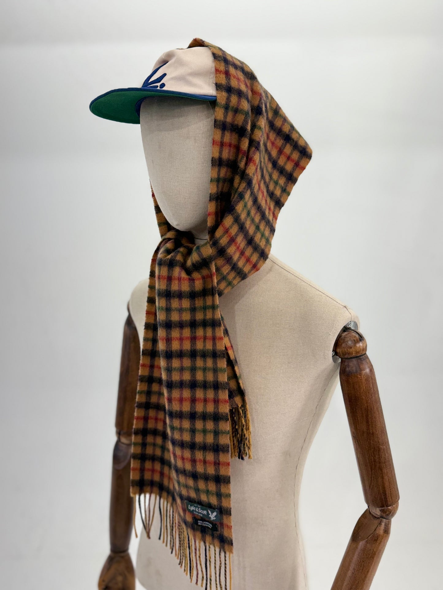 Lyle & Scott 100% Lambswool scarf