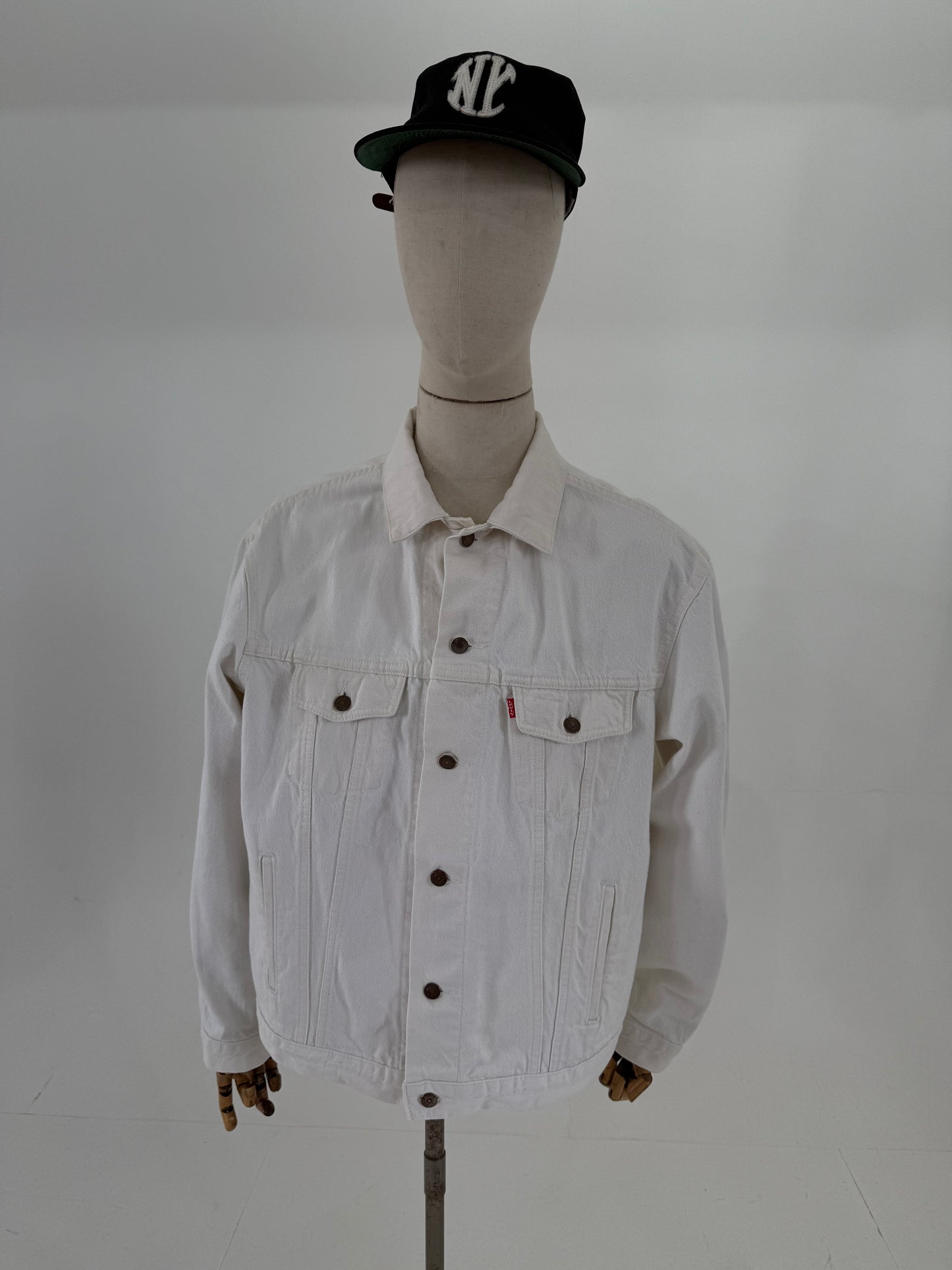 Vintage 80s Levi’s 70506 denim jacket Made in GB (Large)