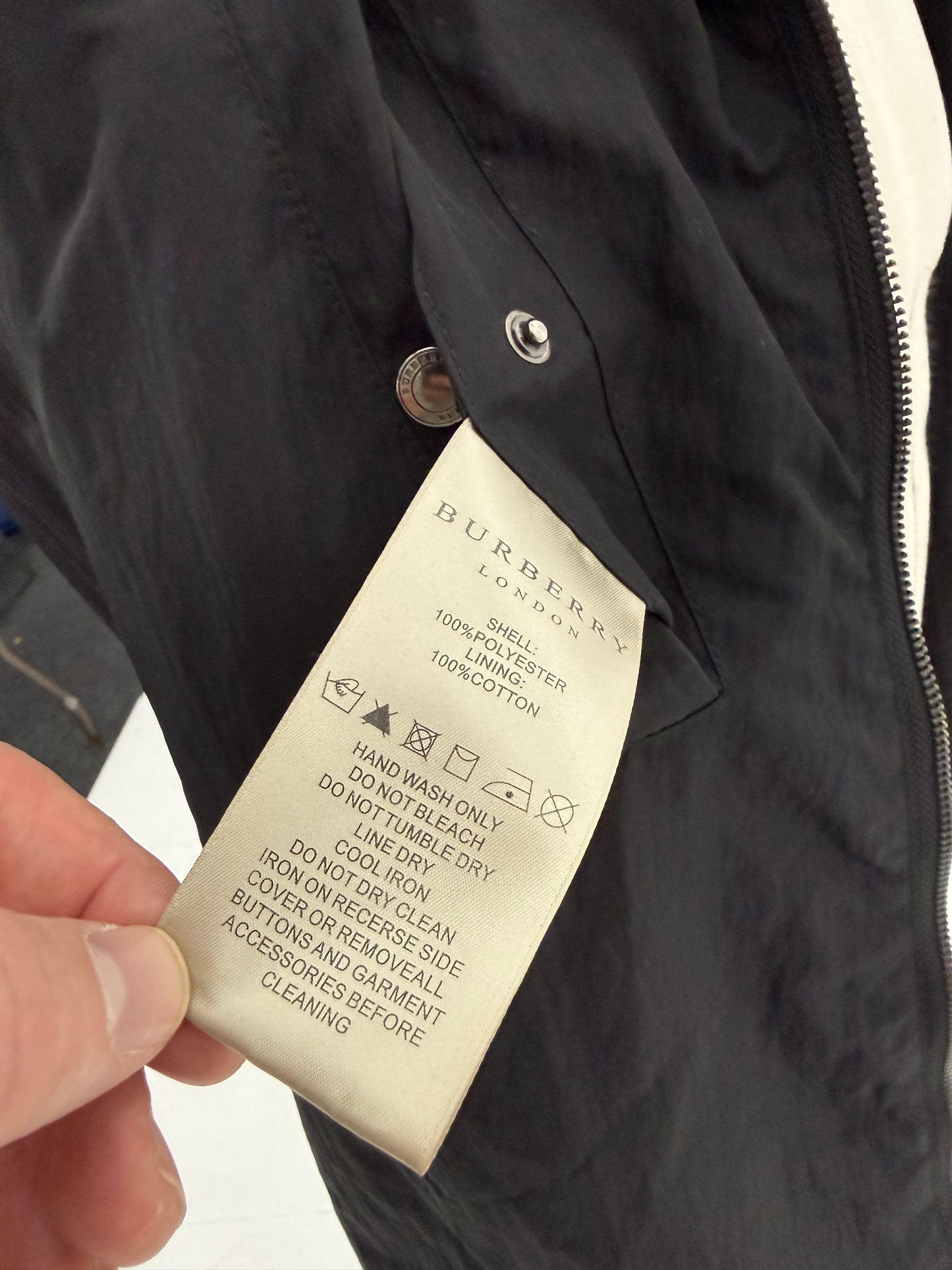 Burberry navy windbreaker jacket (L)