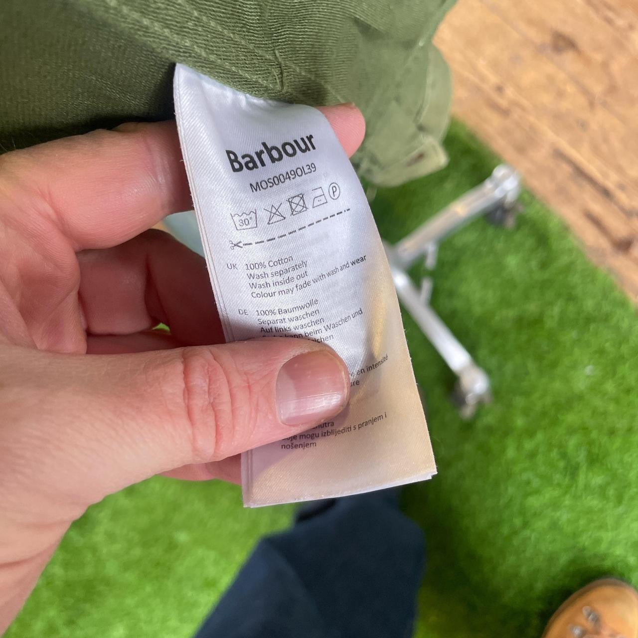 Barbour overshirt in khaki (L)