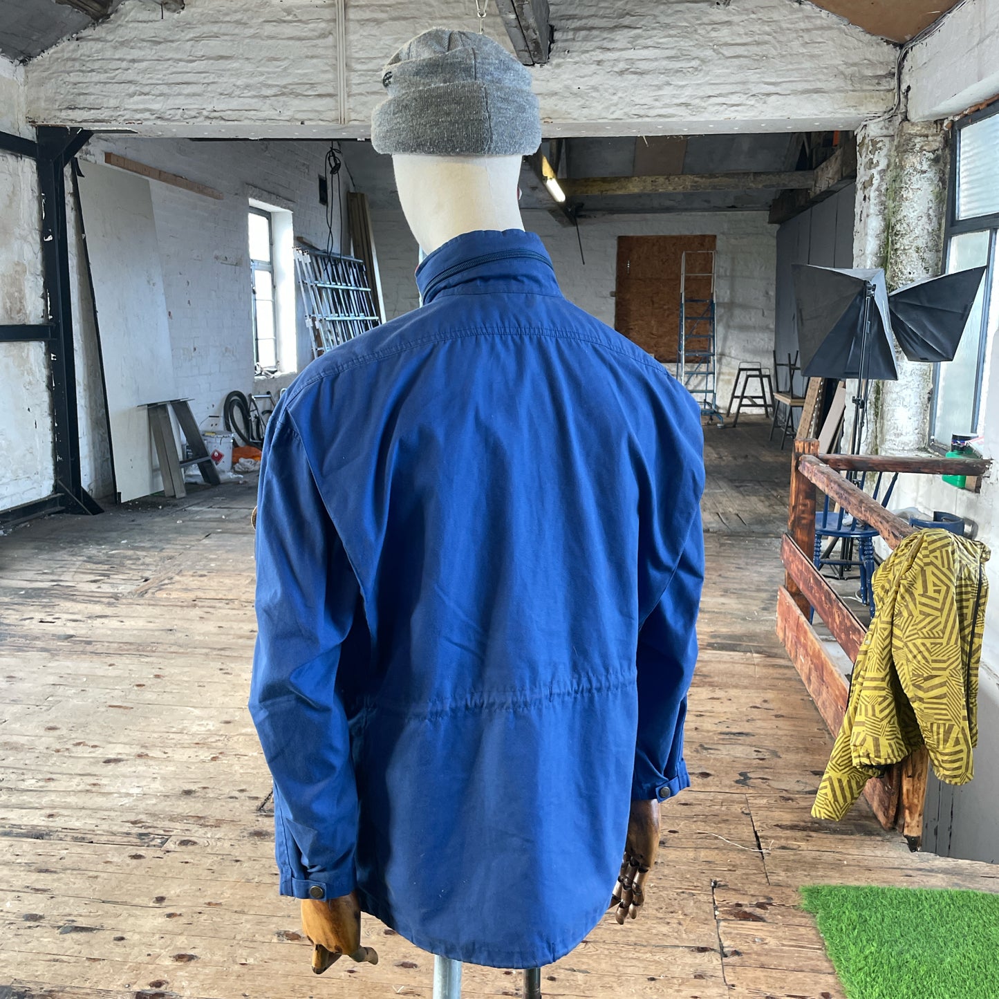 1980s Fjallraven Telemark field jacket (38)