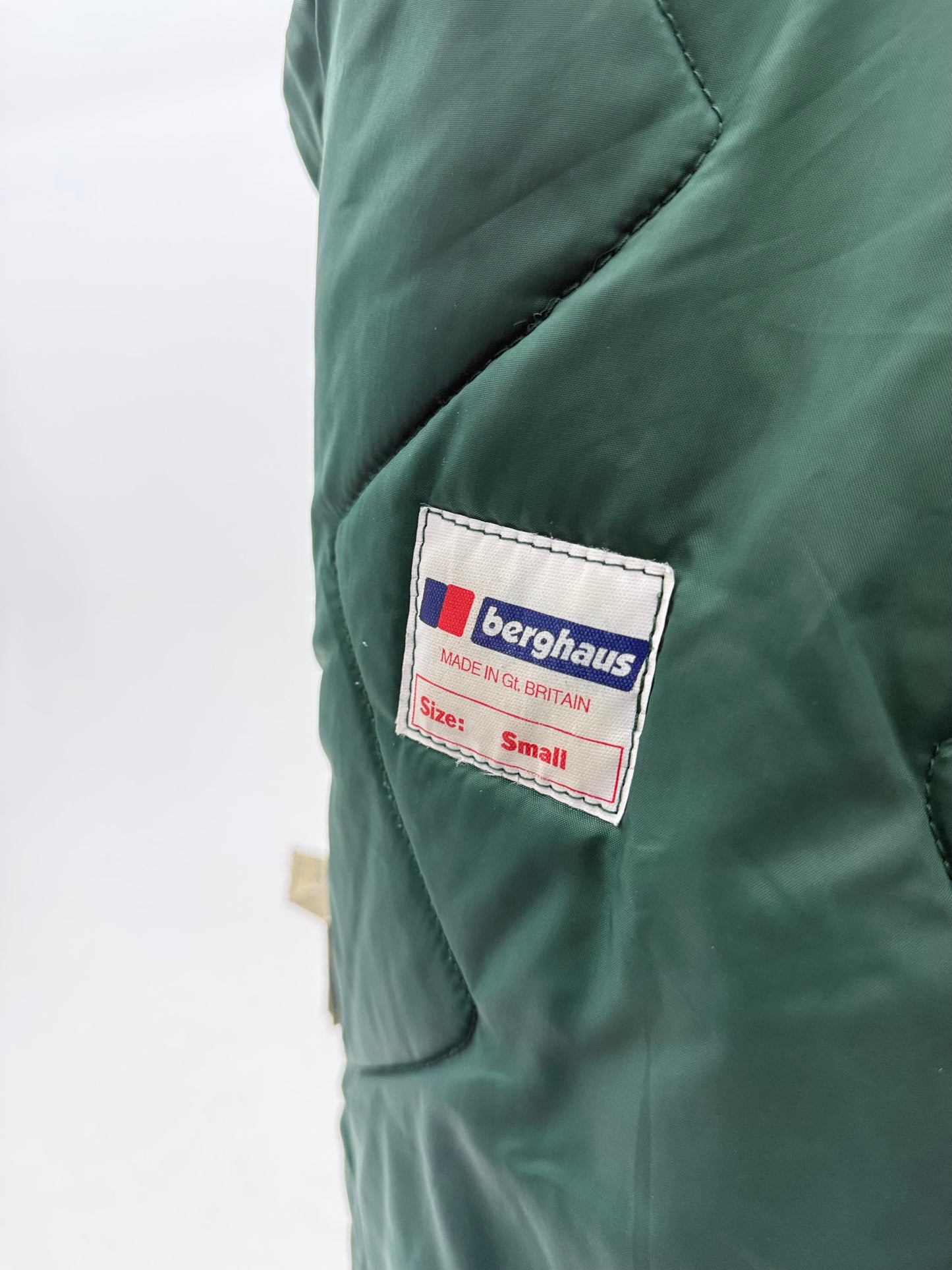 90s Berghaus Blizzard Dacron White Heat Parka (Small)