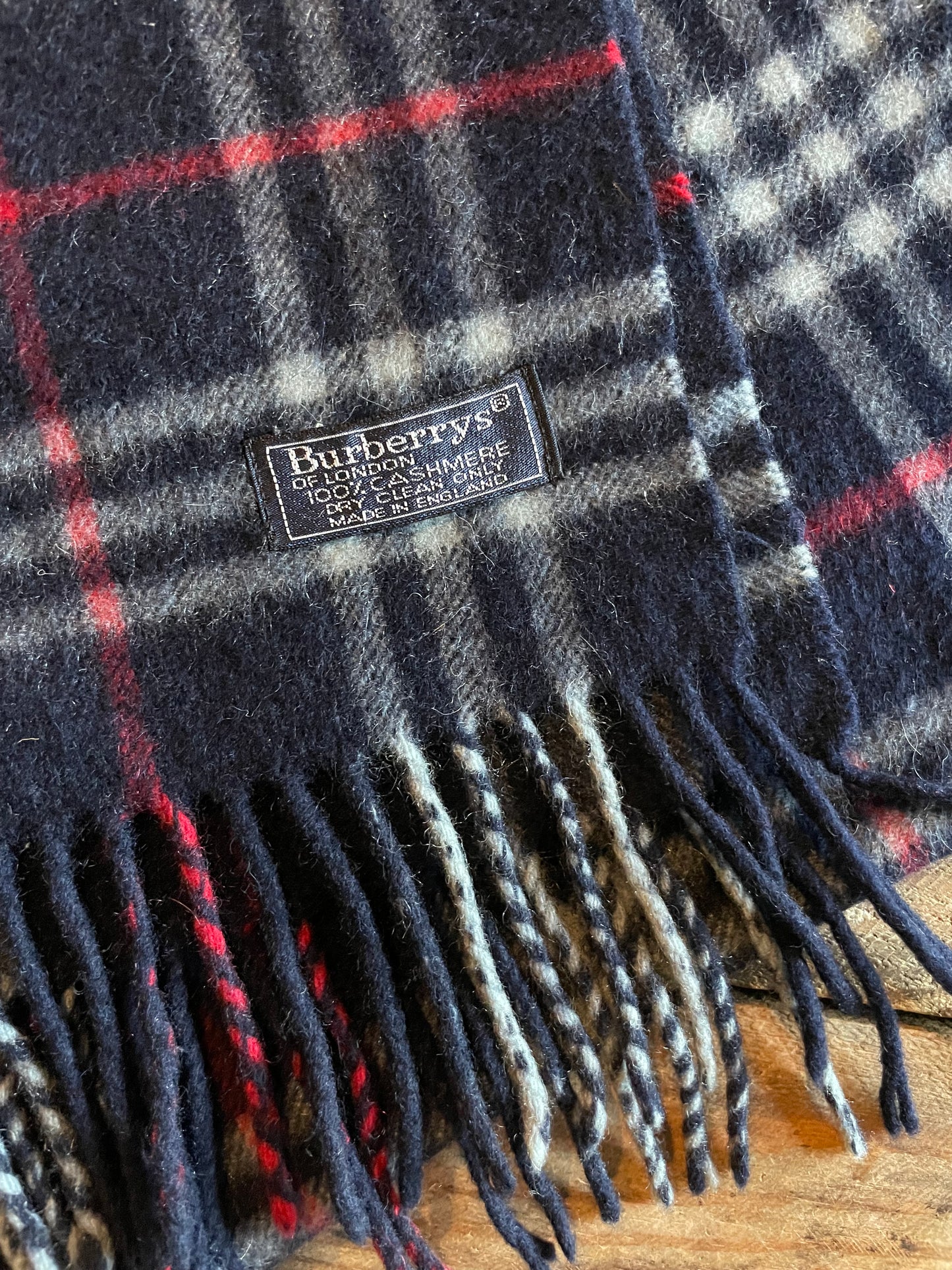 80s Burberry Cashmere nova check scarf