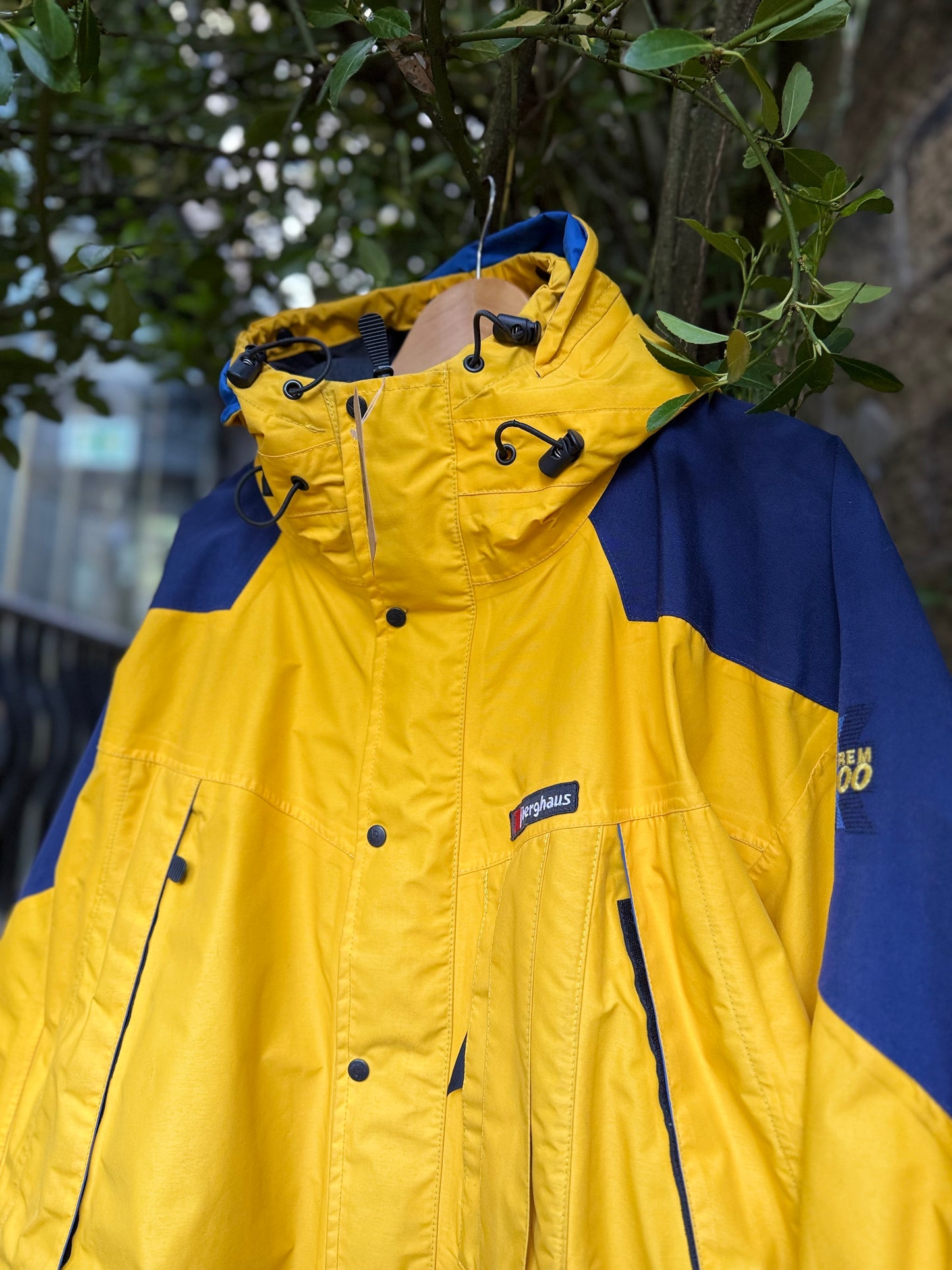 1997 Berghaus Kara-Su Gore-Tex (XL)