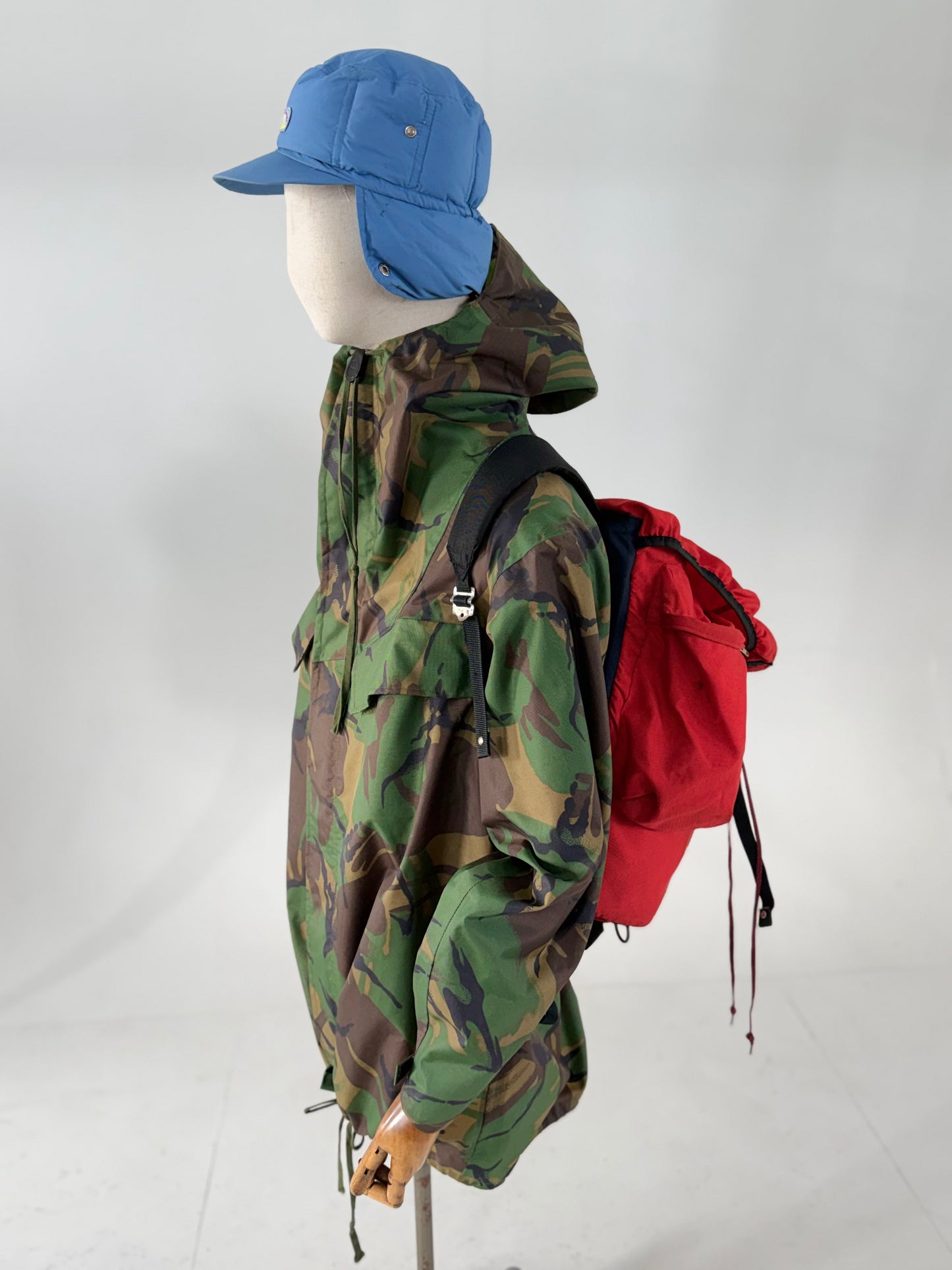 Vintage 80s Diadora down mountain cap (Medium)
