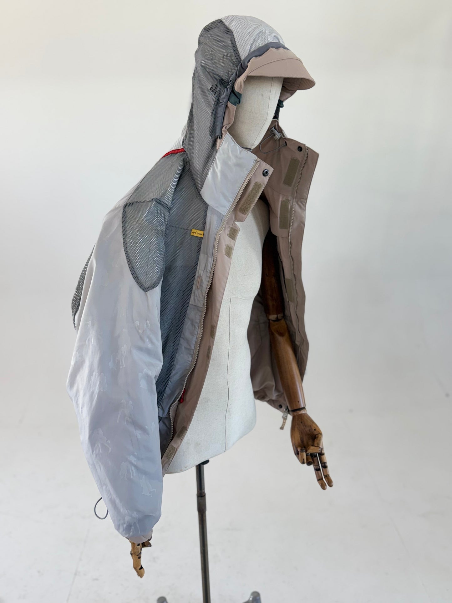 Rare 2002 Burton Analog hidden pocket snowboard jacket (S)