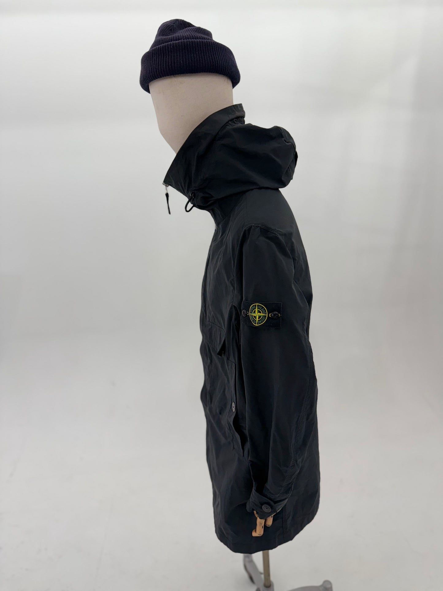 2021 Stone Island Micro Reps parka (Large)