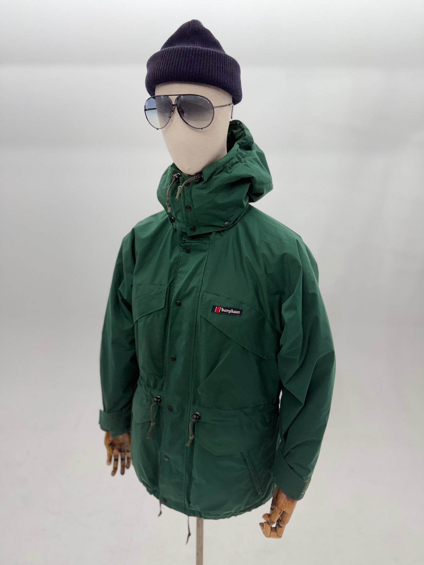90s Berghaus Blizzard Dacron White Heat Parka (Small)