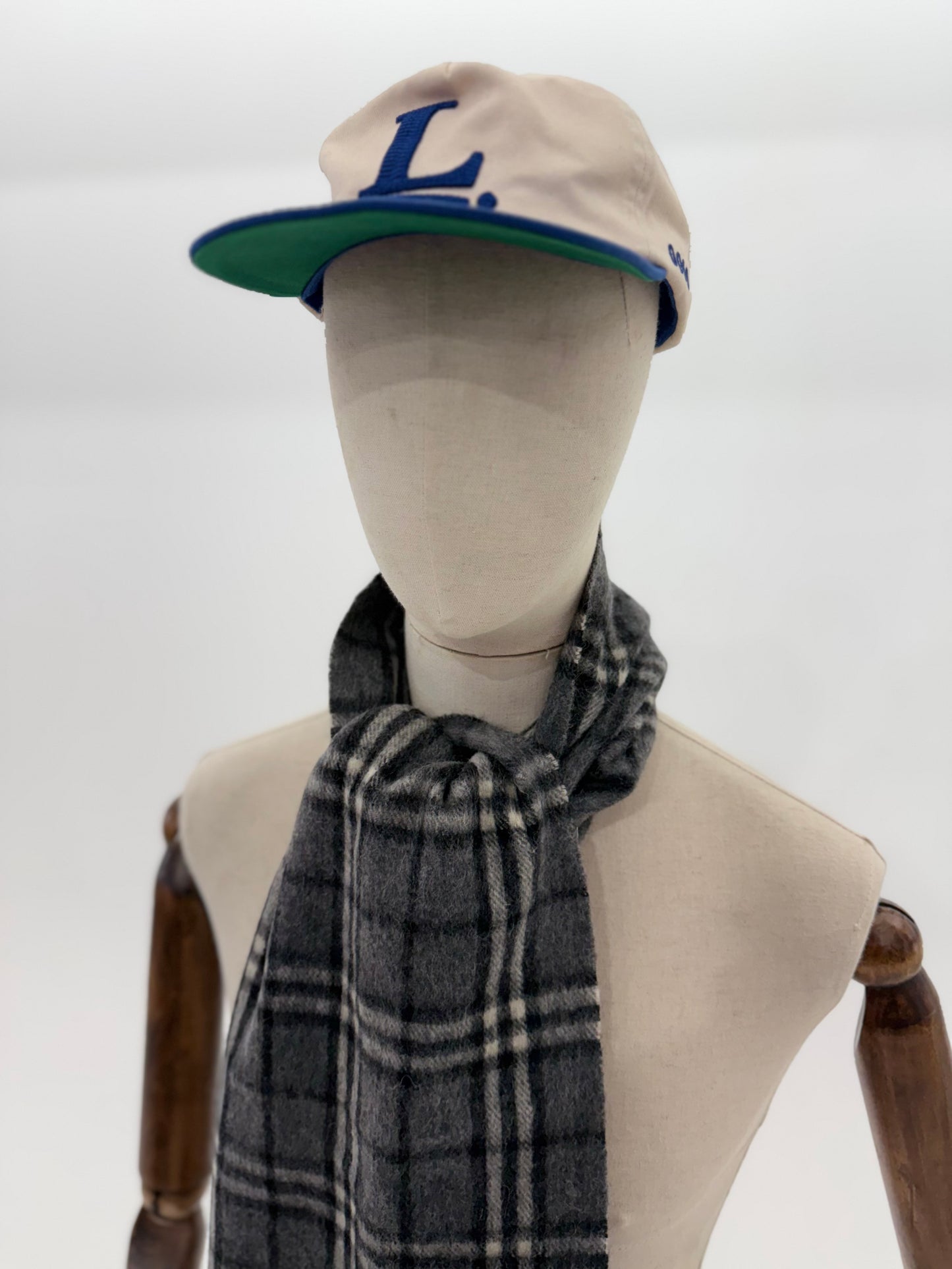 80s Burberrys of London Cashmere nova check scarf