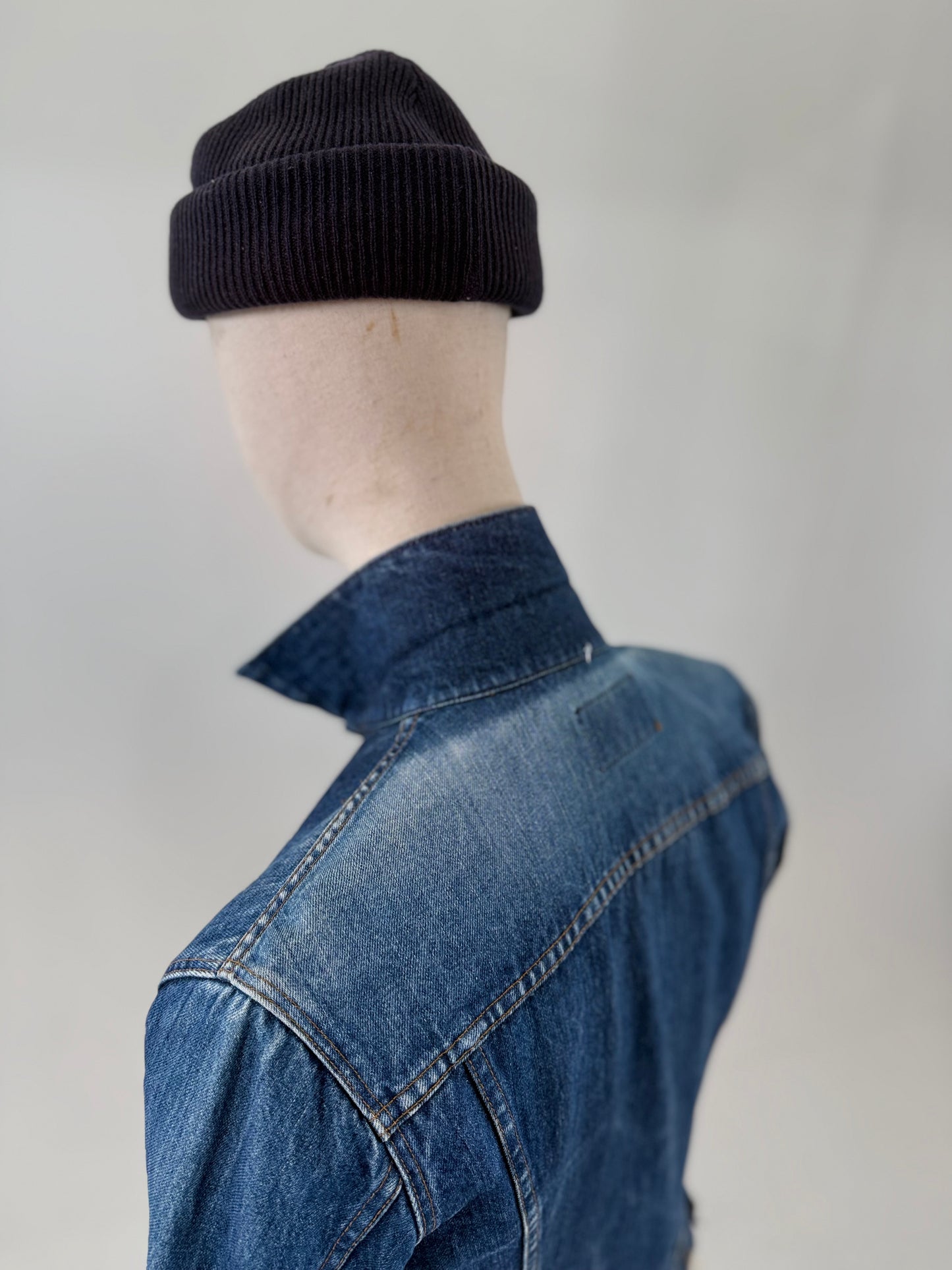 1970s Levi’s Type III denim trucker jacket Made in USA 38”