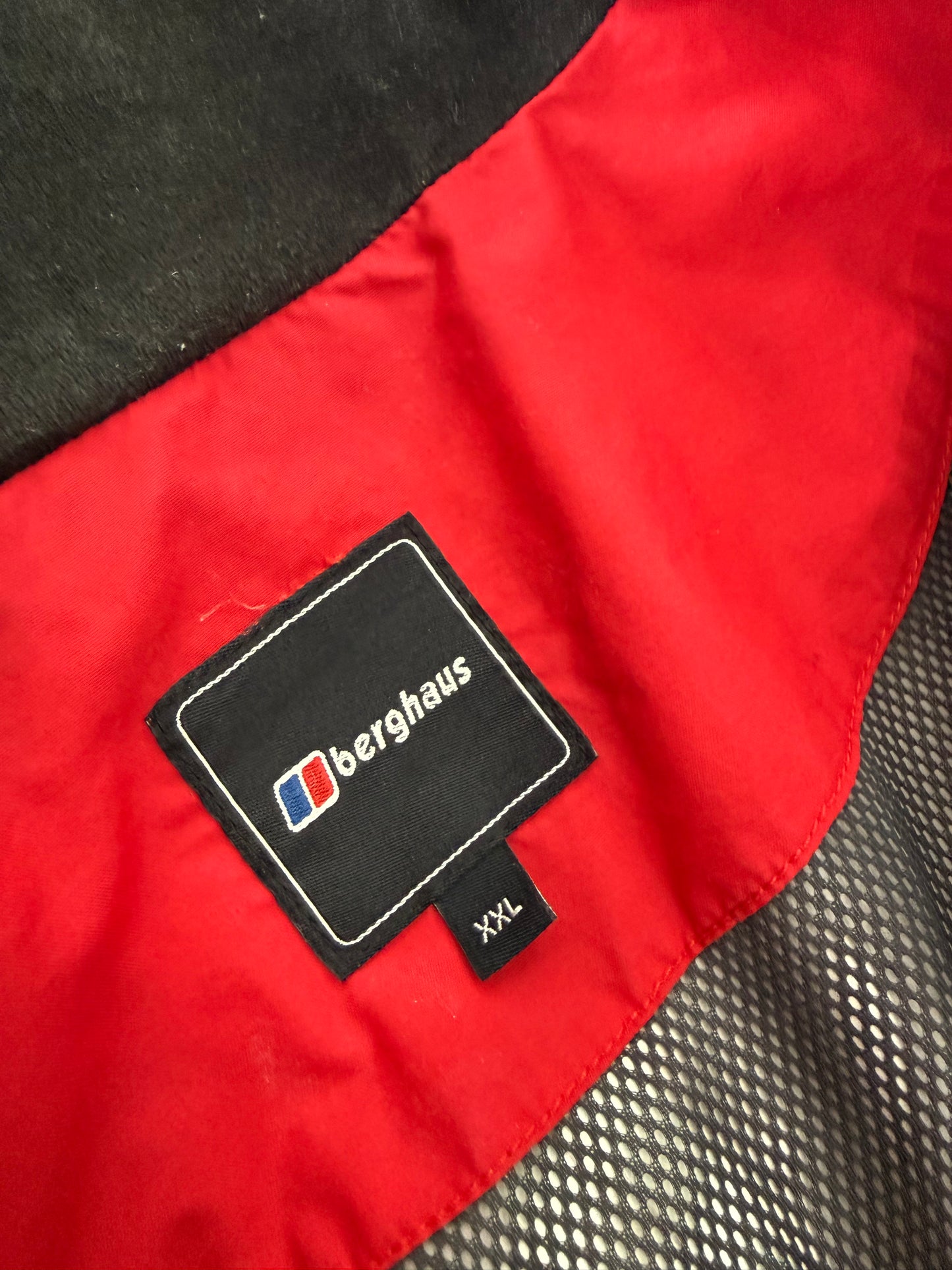 2013 Berghaus Mera Peak dual layer goretex mountain parka (XXL)