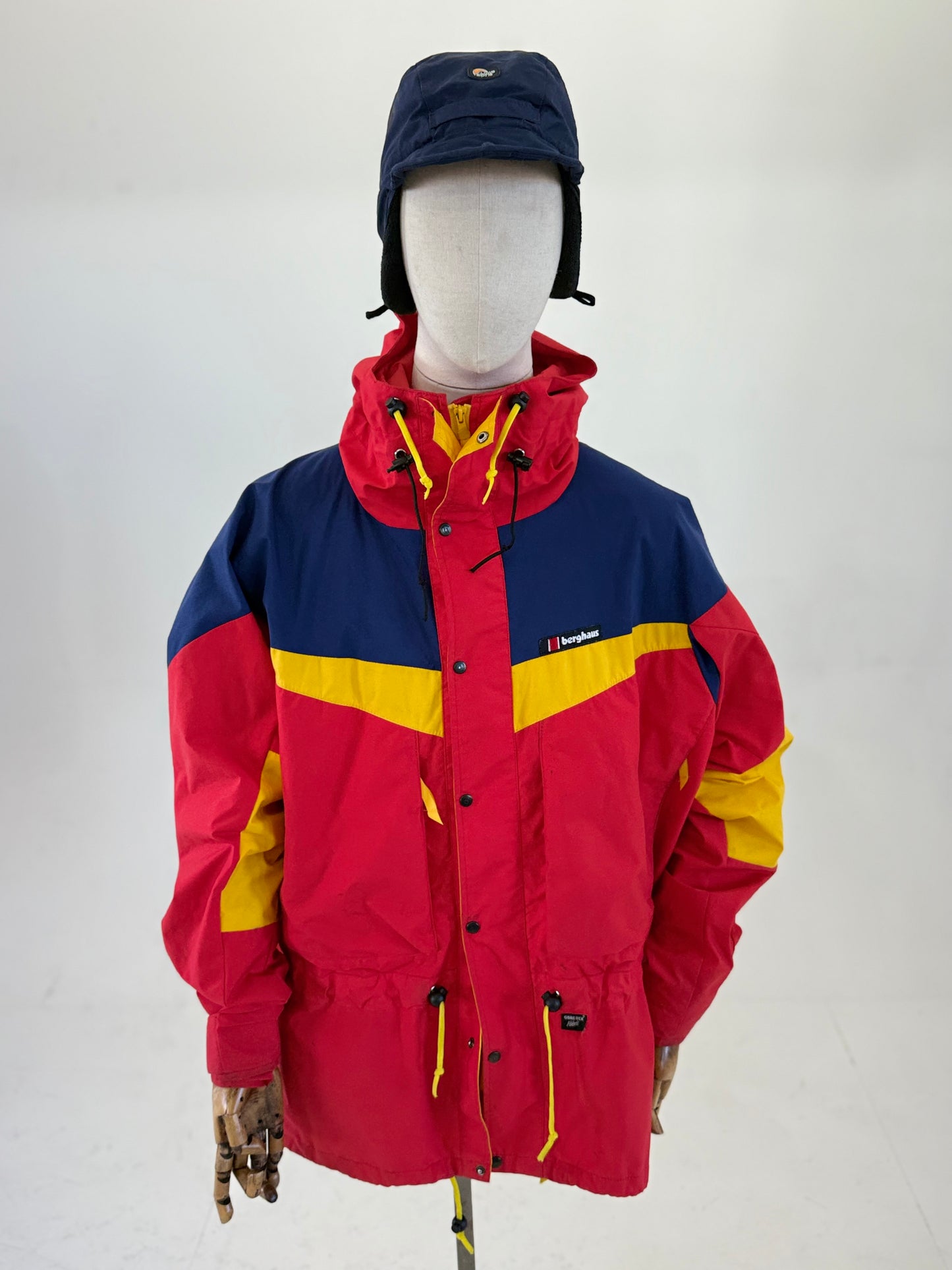 Vintage Lowe Alpine Triple Point mountain cap (Large)
