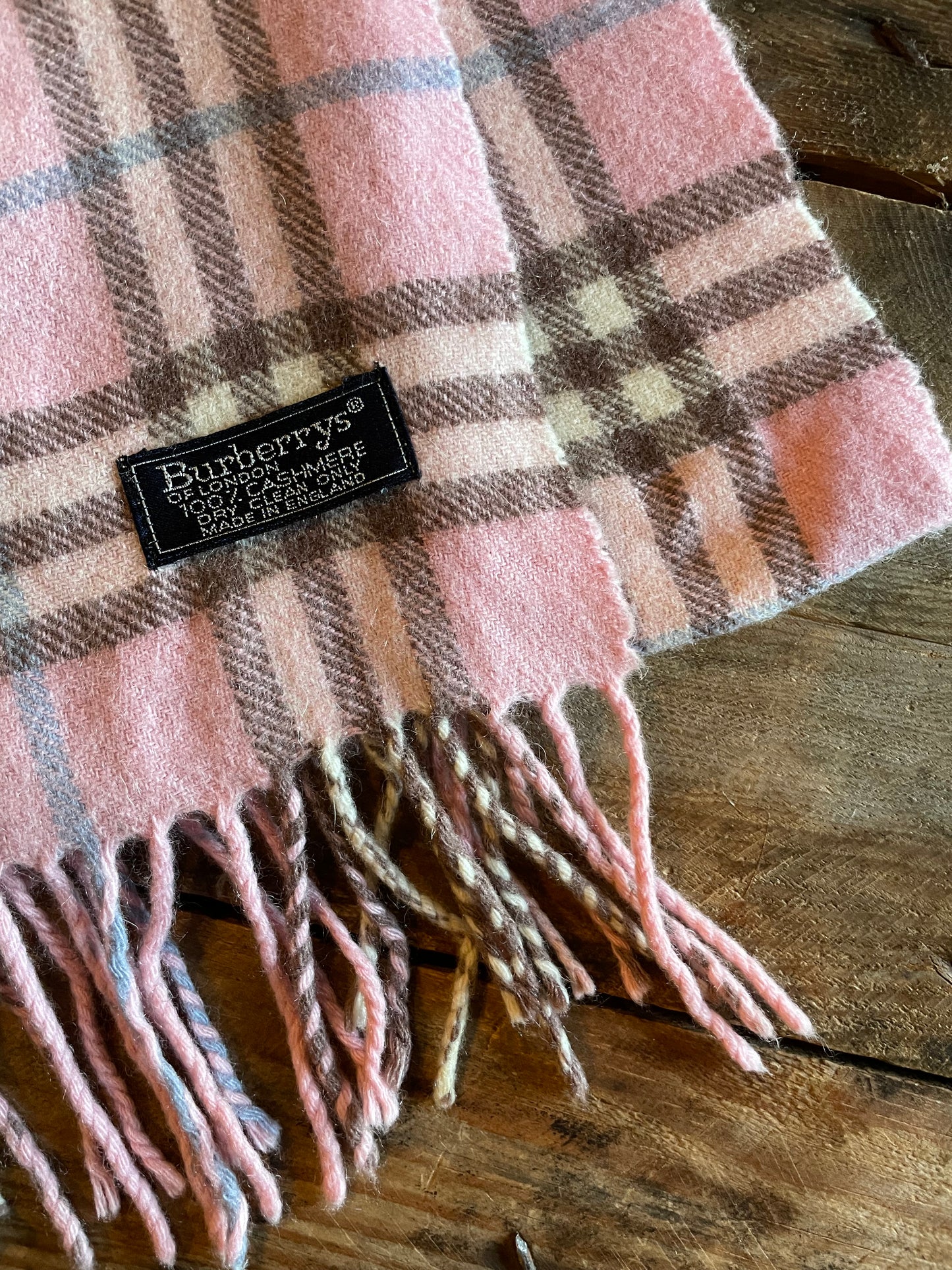 80s Burberry’s of London Cashmere nova check scarf