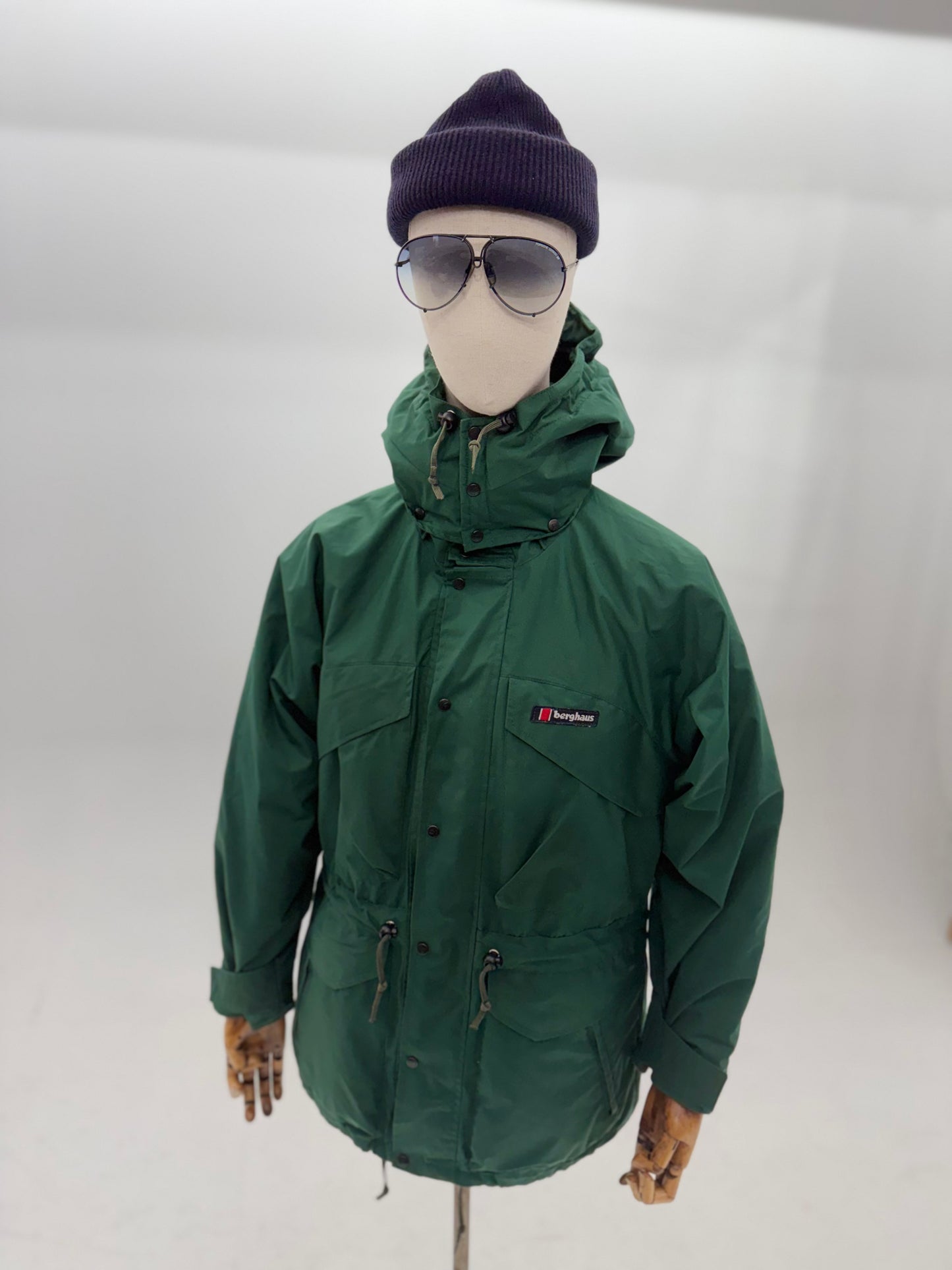 90s Berghaus Blizzard Dacron White Heat Parka (Small)