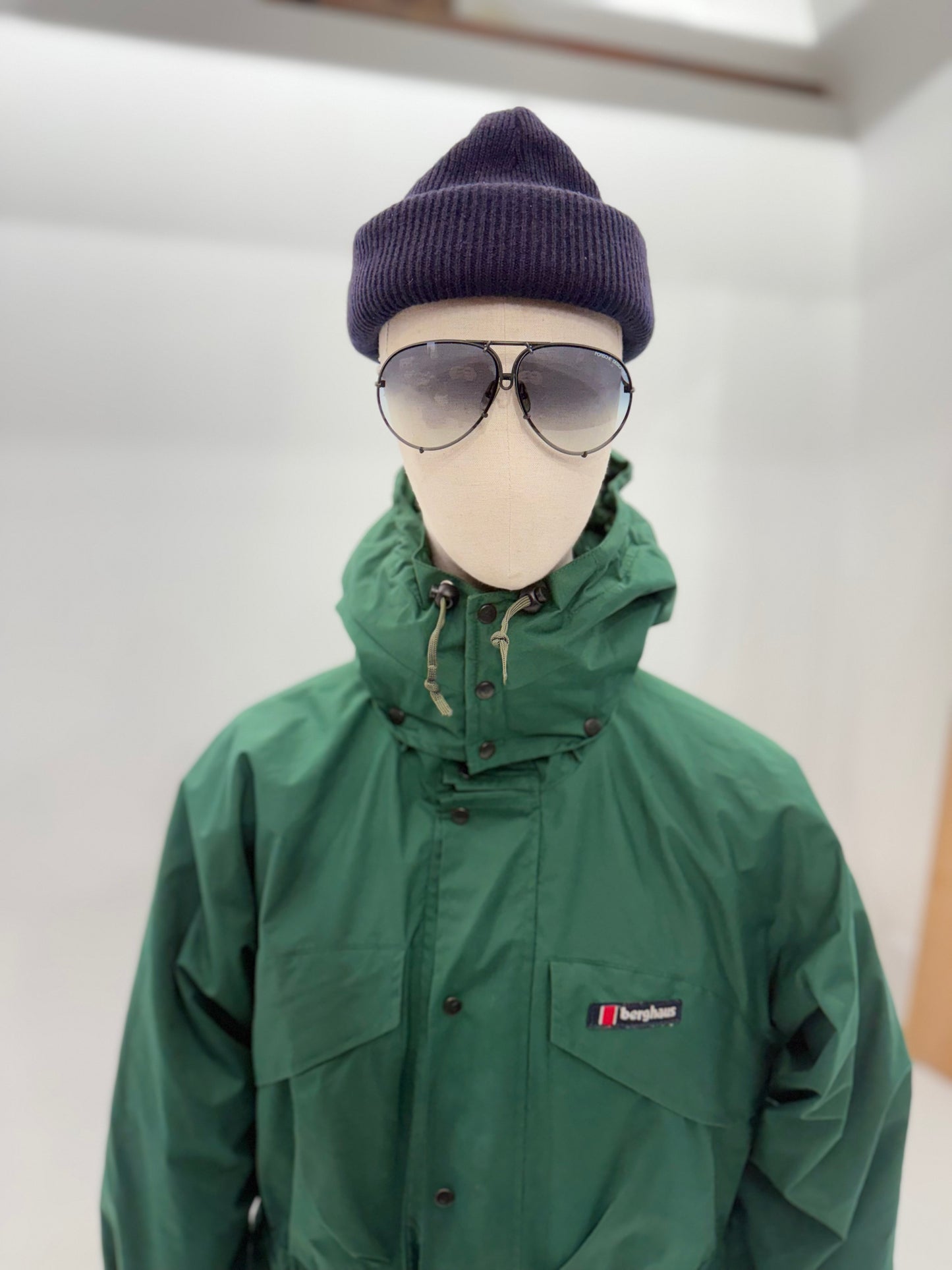90s Berghaus Blizzard Dacron White Heat Parka (Small)