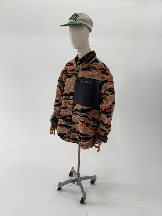 Adidas Terrex Reverse-able sherpa fleece jacket (XXL)