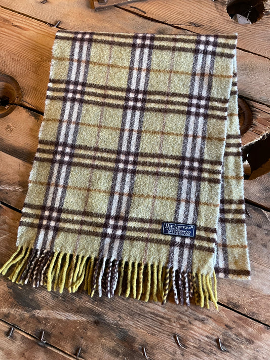 80s Burberrys of London Lambswool nova check scarf