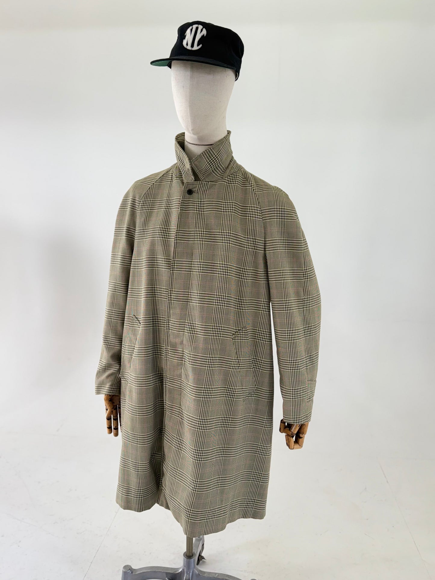 70s Aquascutum checked trench coat - 40”