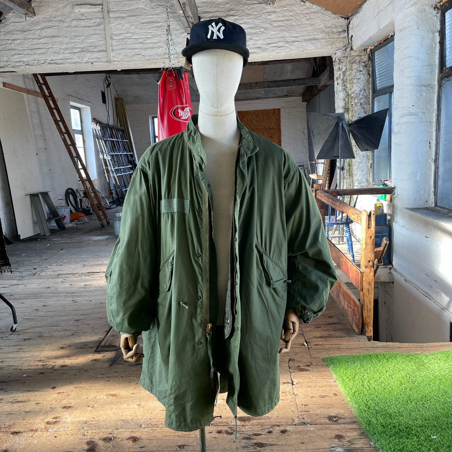 1960s US Army M65 Extrem Cold Weather Fishtail Parka (M)